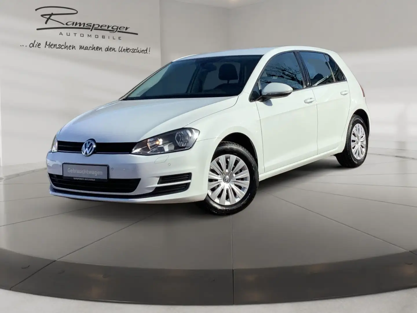 Volkswagen Golf VII 1.2 TSI Trendline Climatronic SHZ PDC Weiß - 2