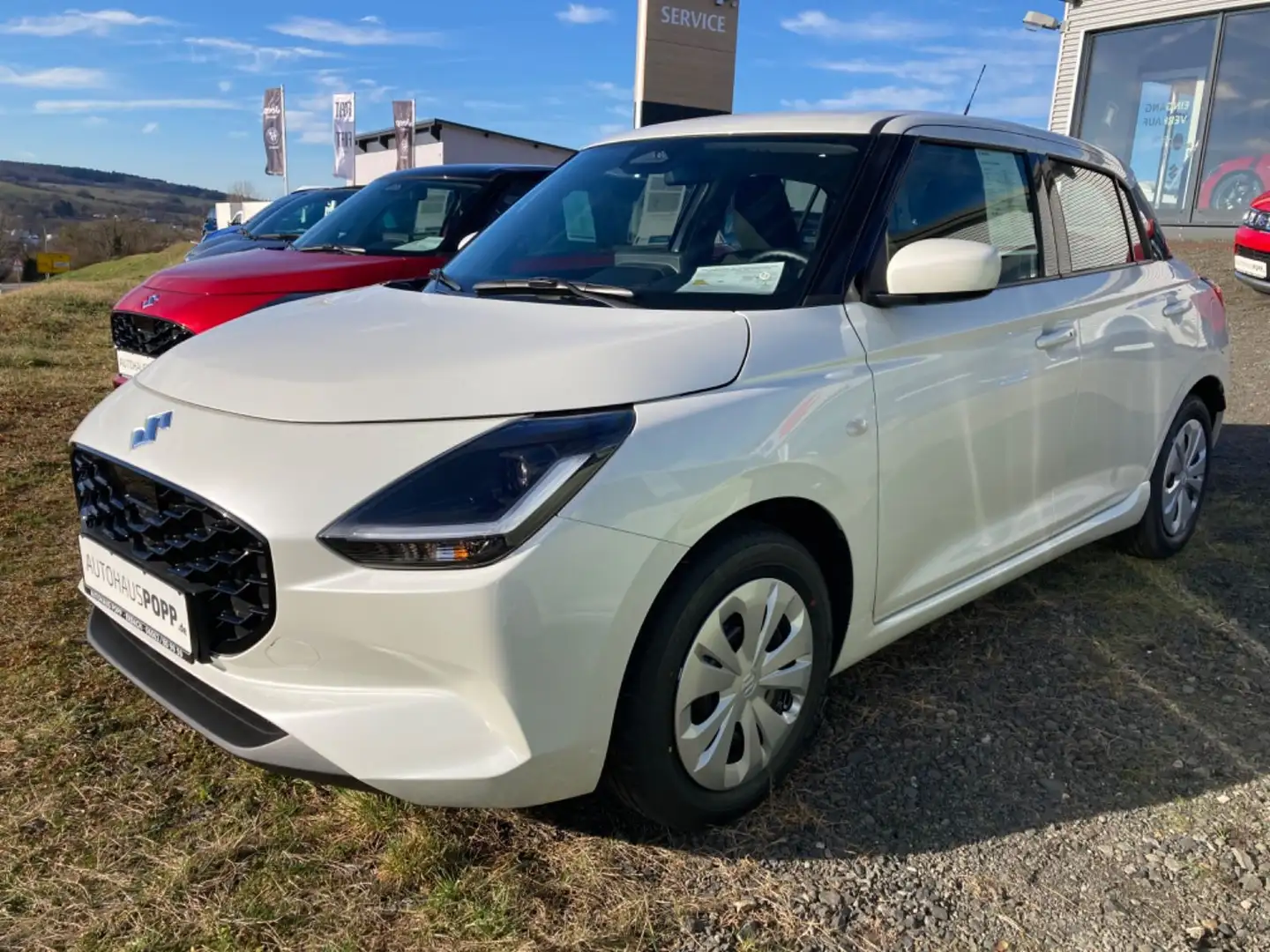 Suzuki Swift 1.2 HYBRID Club Blanc - 2