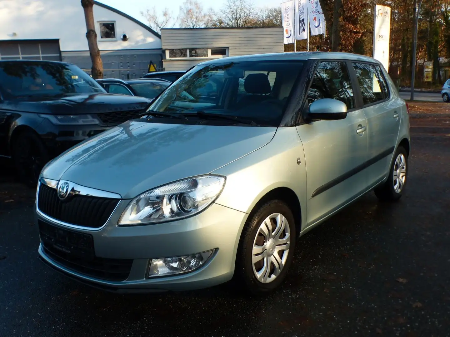 Skoda Fabia 1.2 Ambiente SDach Shz Klima Parkhlf TÜV Grün - 1
