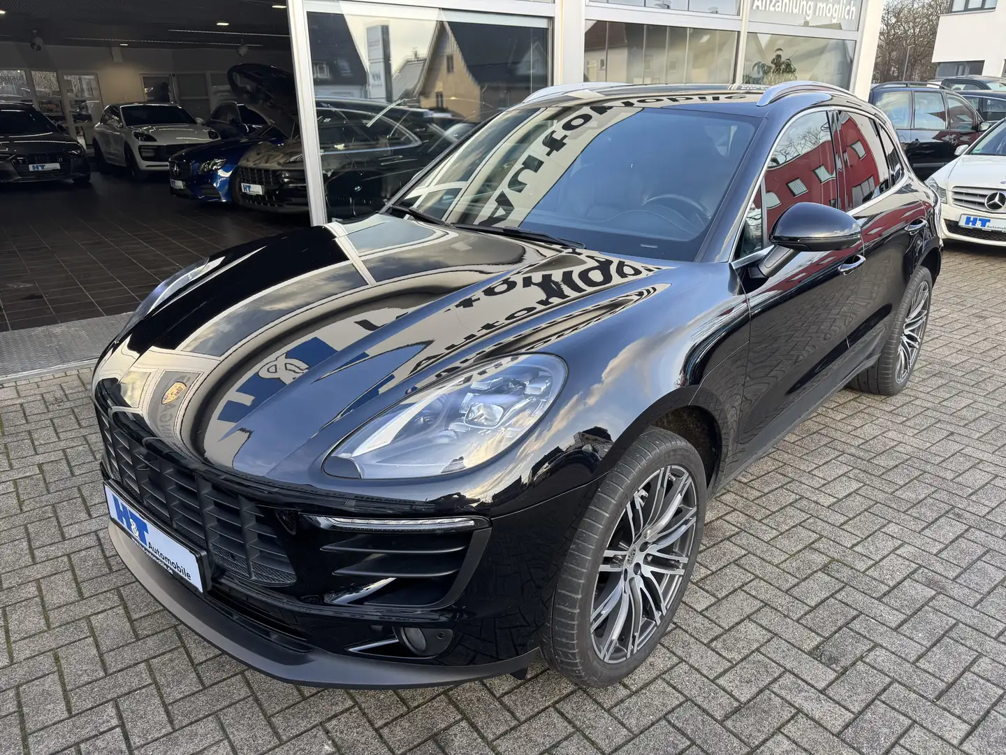 Porsche Macan Pano PASM LED 21 Schwarz - 2