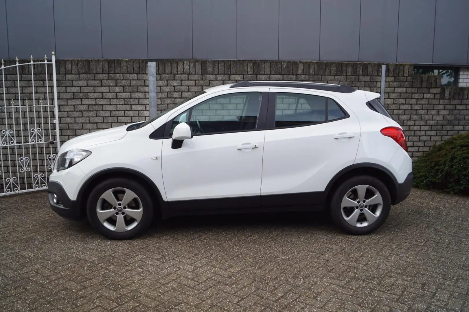 Opel Mokka 1.4 Turbo Edition 140PK Airco 4x Elektrische Ramen Wit - 2