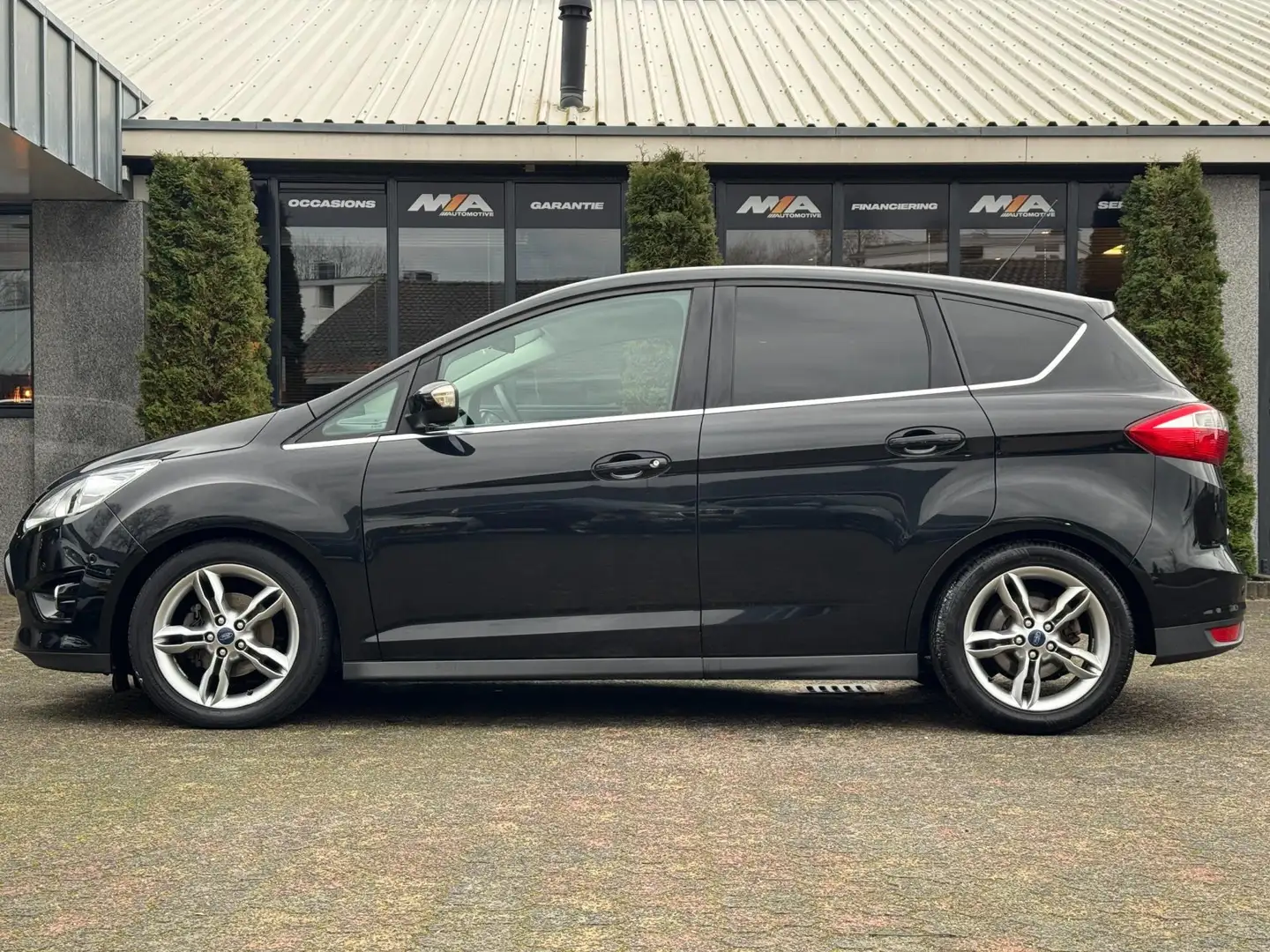 Ford C-Max 1.0 Titanium | Airco | Trekhaak | Cruise Control Schwarz - 2