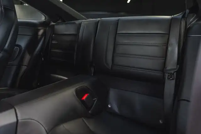 Porsche 911 view 17