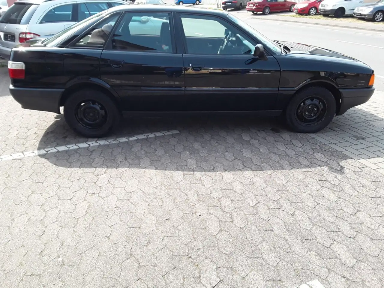 Audi 80 Neuer lack, Schiebedach, Servo, foto 7