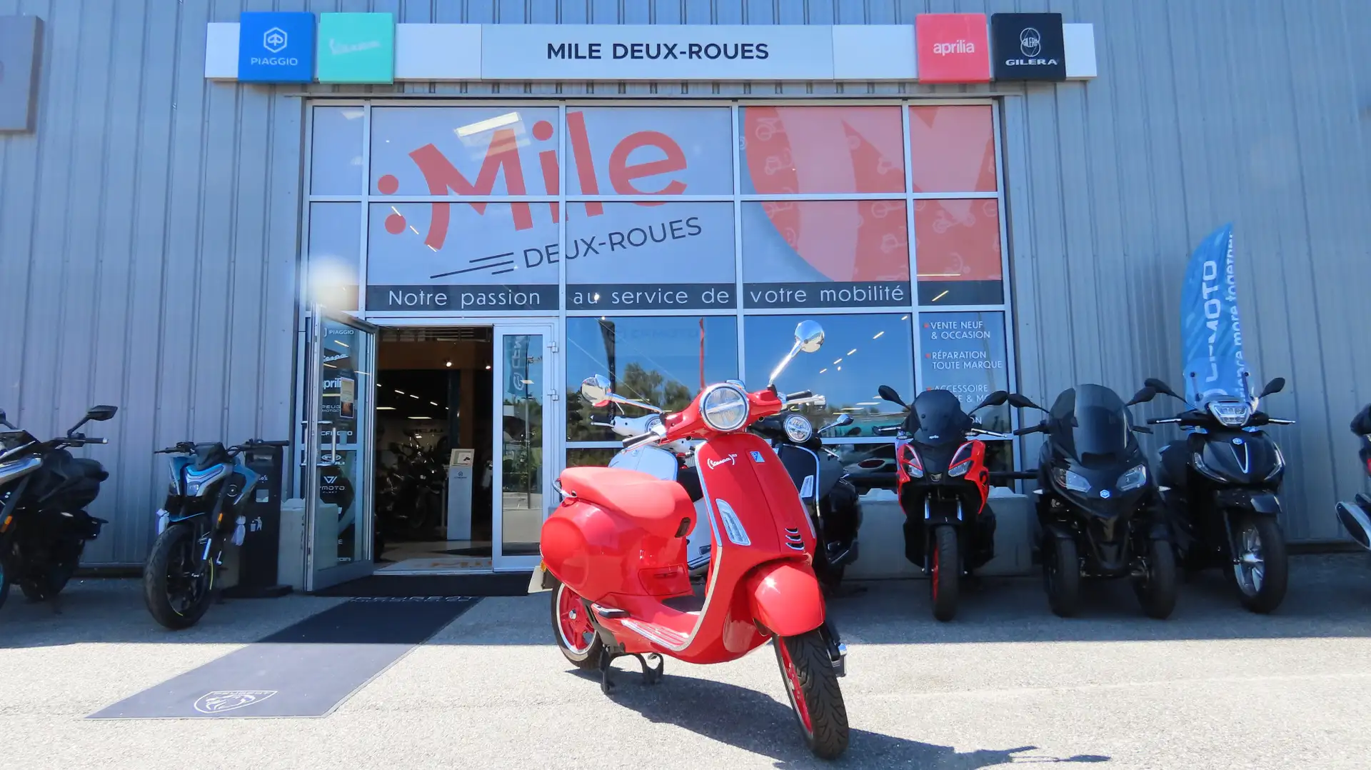 Vespa Primavera 50 Rouge - 1