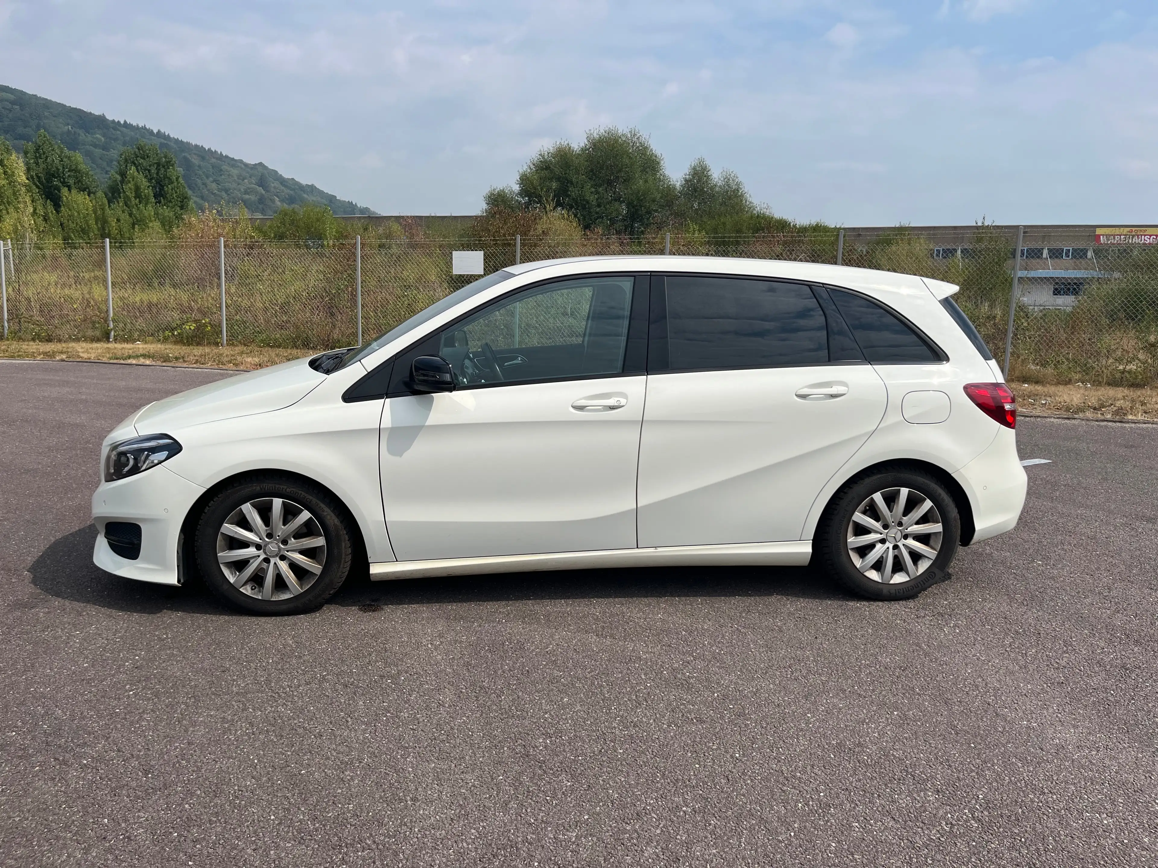 Mercedes-Benz B 200 B 200 (CDI) d 4Matic 7G-DCT Urban — photo 6