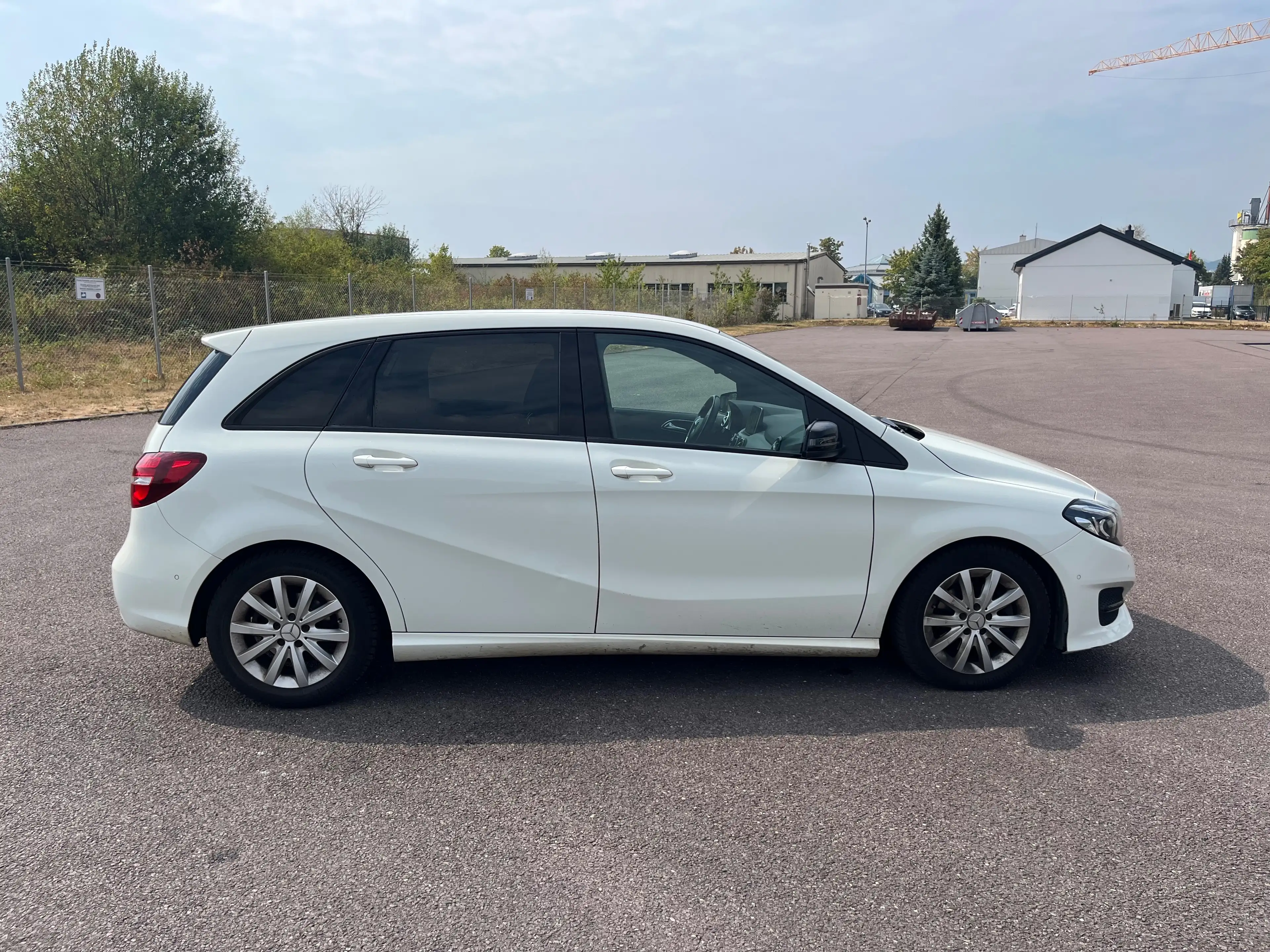 Mercedes-Benz B 200 B 200 (CDI) d 4Matic 7G-DCT Urban — photo 5
