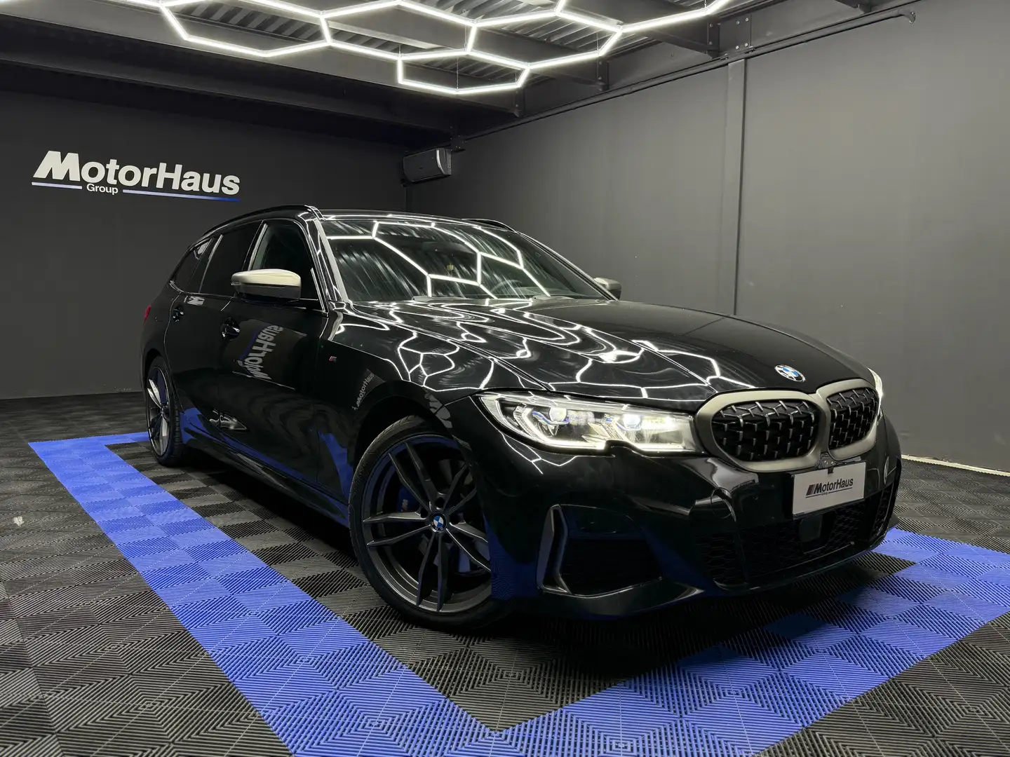 BMW 340 M340i Touring X-drive Black - 1