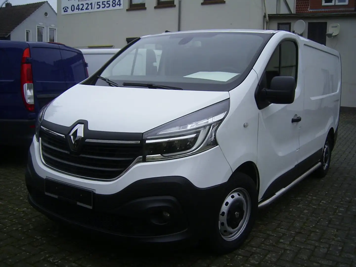 Renault Trafic 1.Hand Euro 6  Netto 10700 Klima Tüv 11/26 Weiß - 1