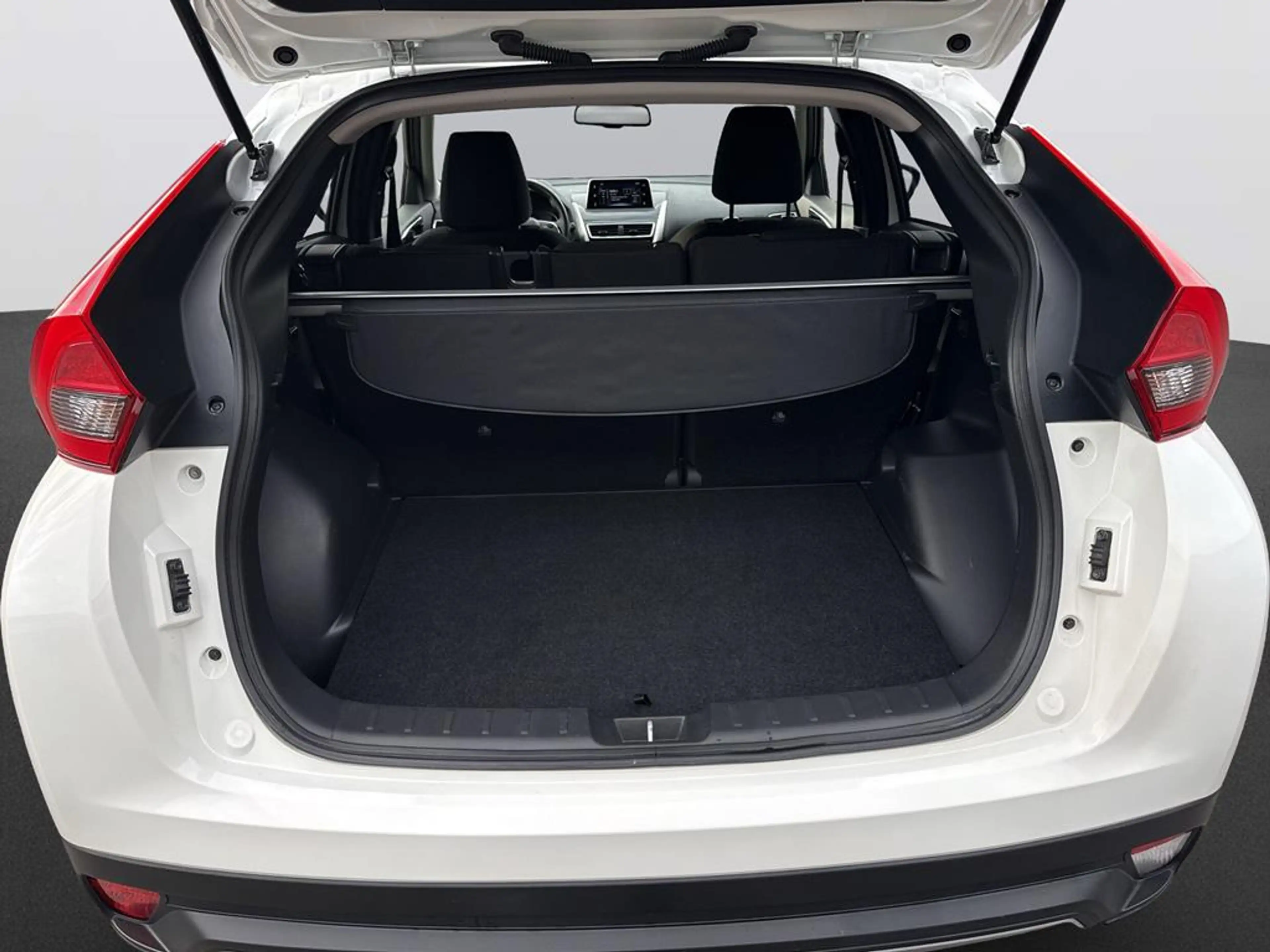 Mitsubishi Eclipse Cross (GK0W / GL0W) Diamant Edition 2WD — photo 9