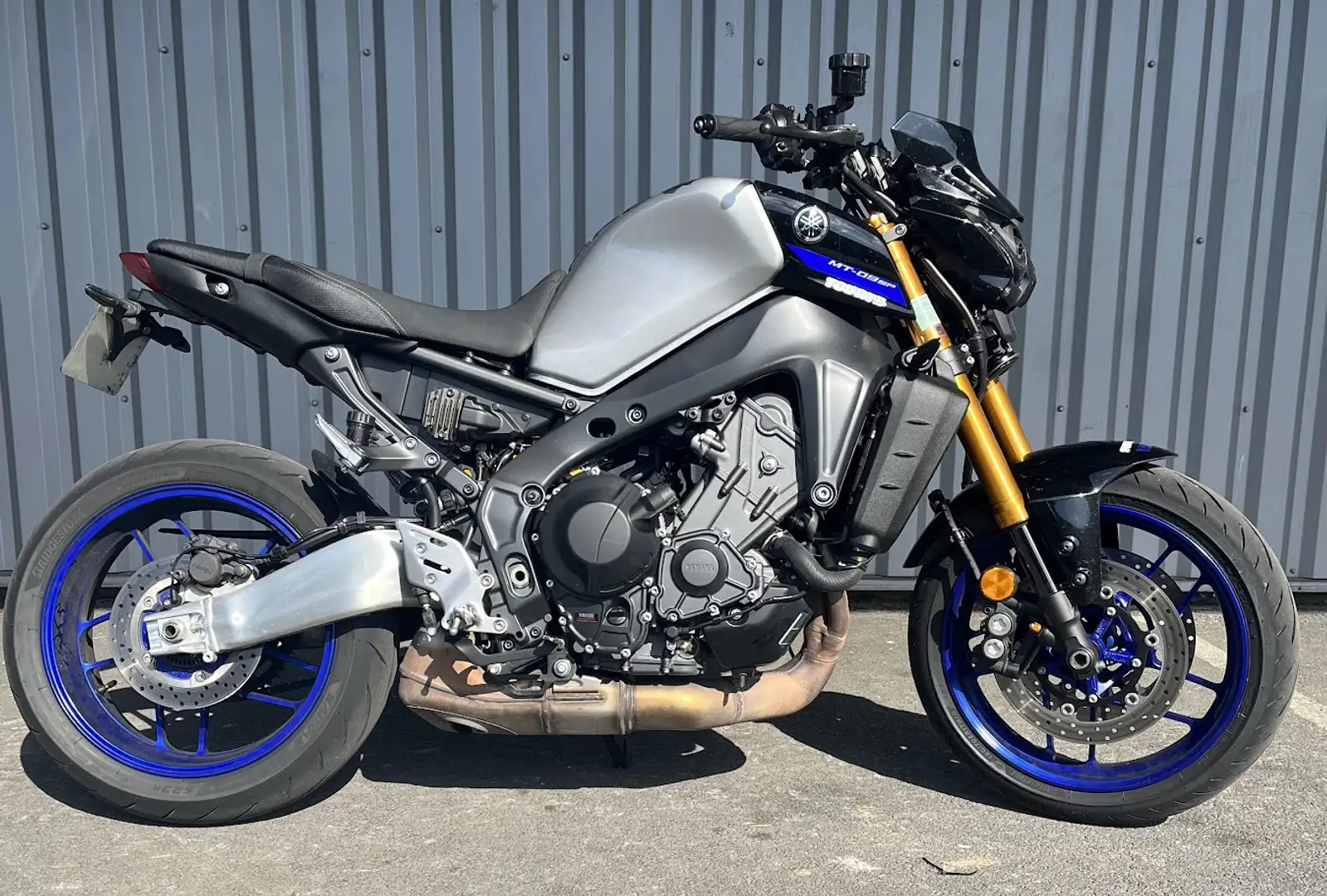 Yamaha MT-09 - 1