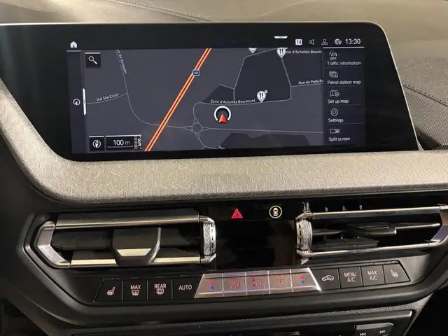 BMW 1 Series view 3