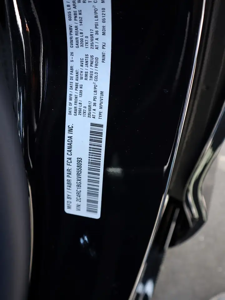 Chrysler Pacifica снимка Chrysler Pacifica