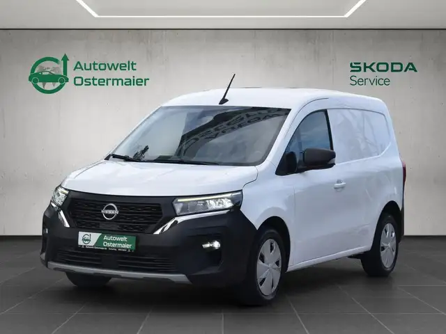 Nissan null