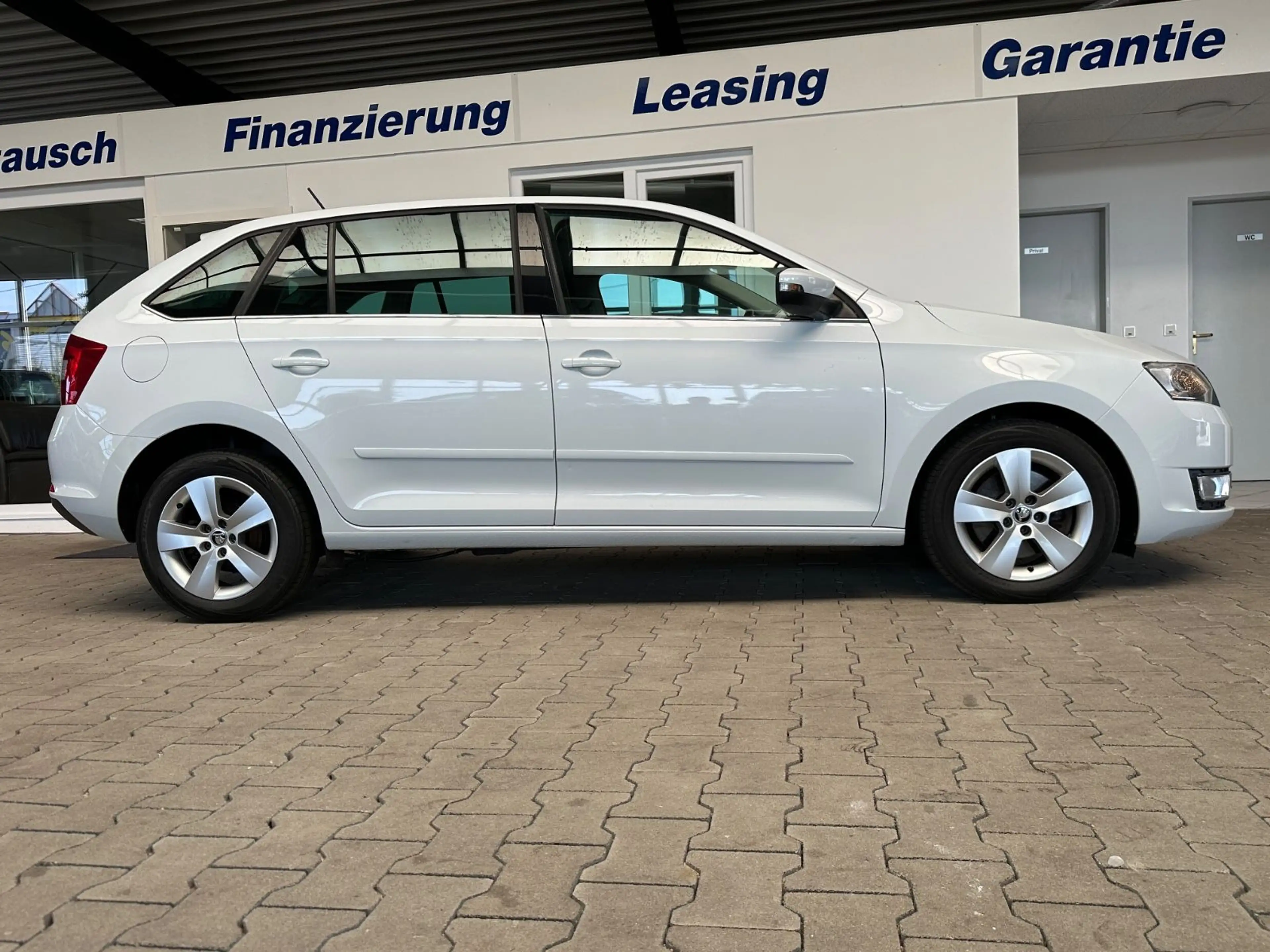 Skoda Rapid/Spaceback Spaceback Ambition,NAVI,SCHECKHEFT,TÜV NEU — photo 7