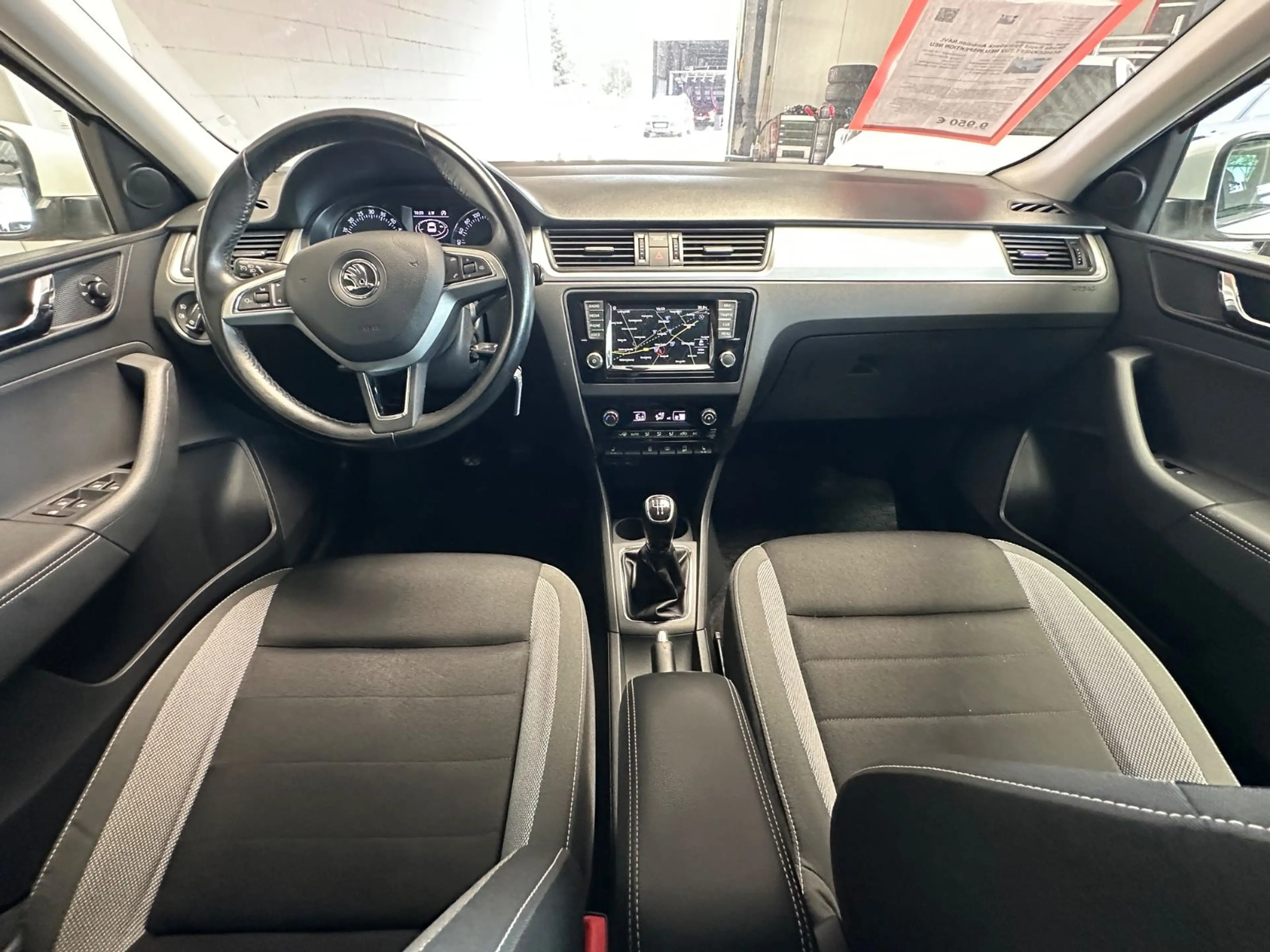 Skoda Rapid/Spaceback Spaceback Ambition,NAVI,SCHECKHEFT,TÜV NEU — photo 3