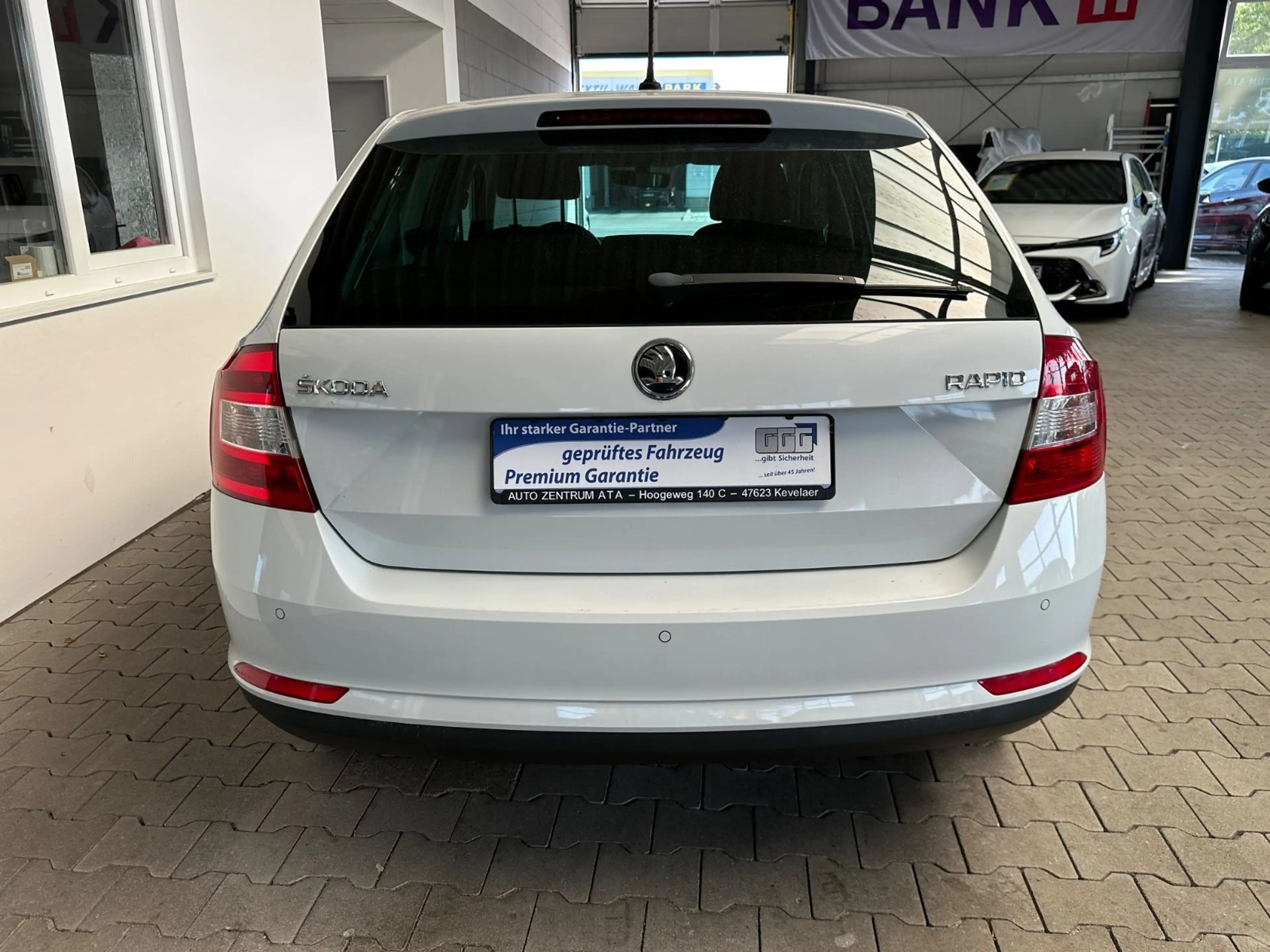 Skoda Rapid/Spaceback Spaceback Ambition,NAVI,SCHECKHEFT,TÜV NEU — photo 6