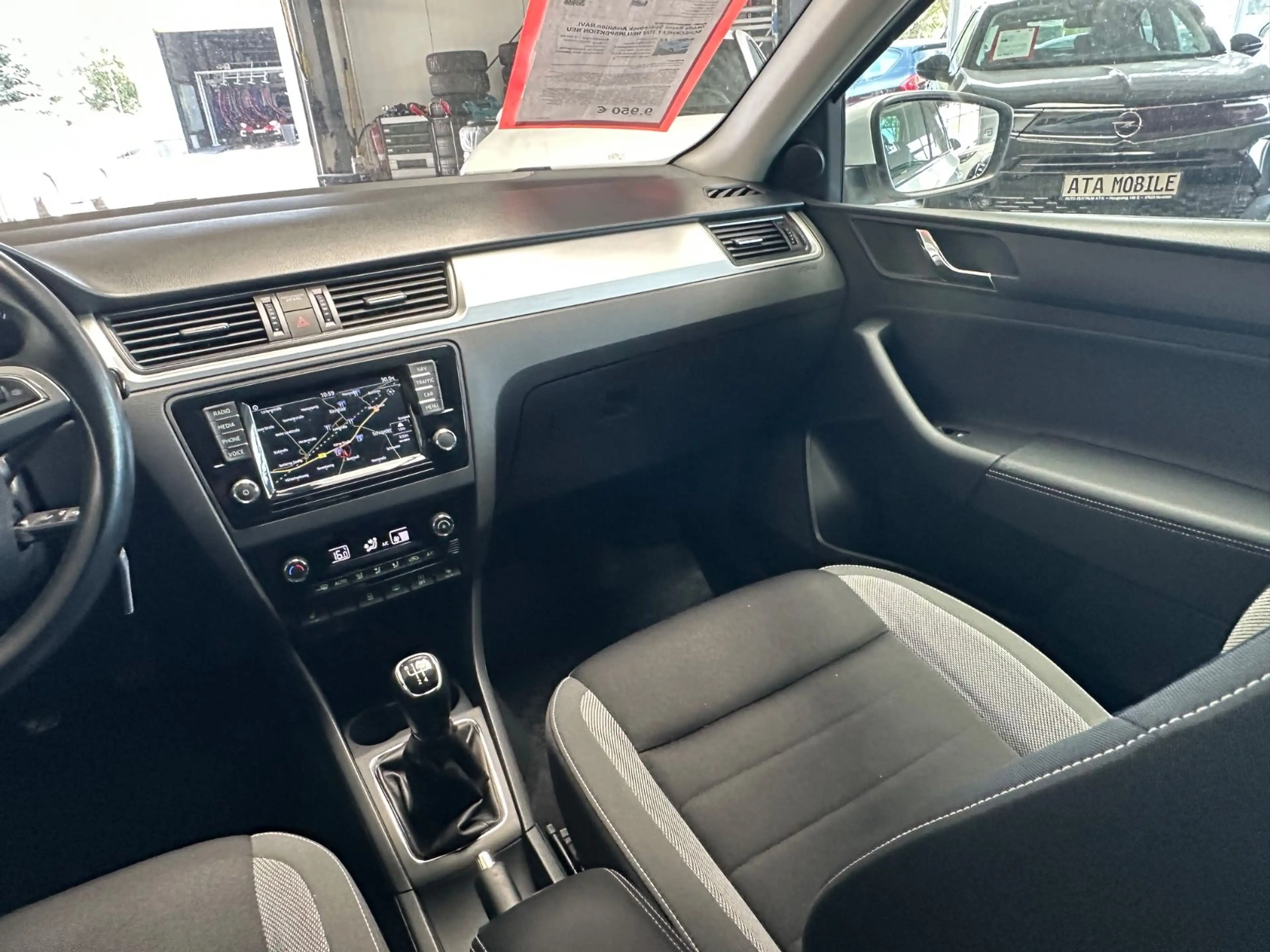 Skoda Rapid/Spaceback Spaceback Ambition,NAVI,SCHECKHEFT,TÜV NEU — photo 12