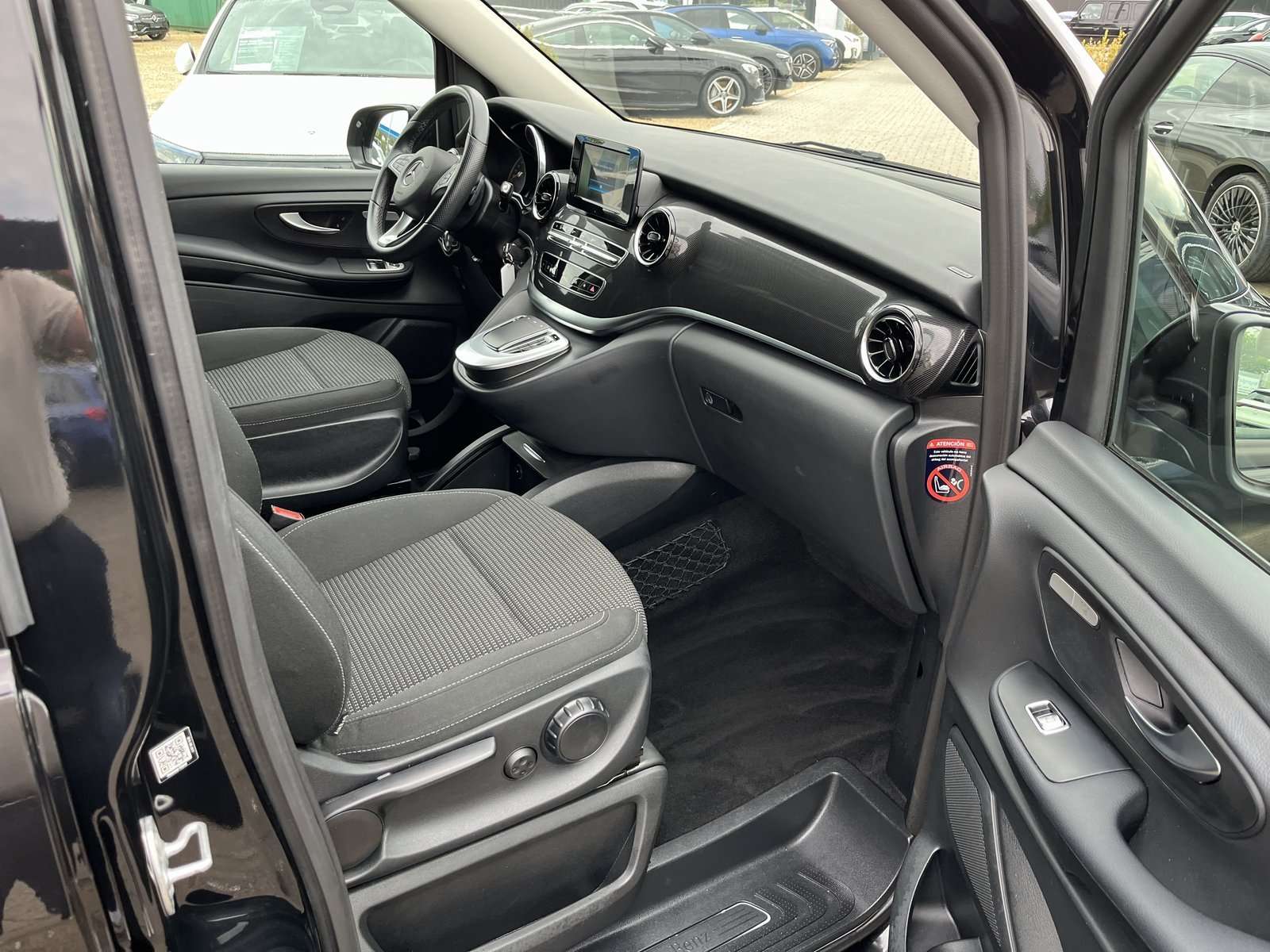 Mercedes-Benz V 250