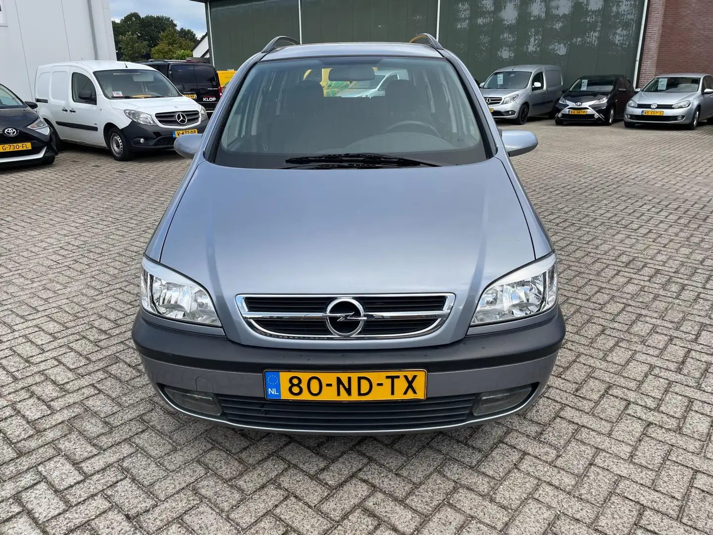 Opel Zafira 1.6-16V Elegance | keurige auto | APK t/m 07-10-20 Grijs - 2