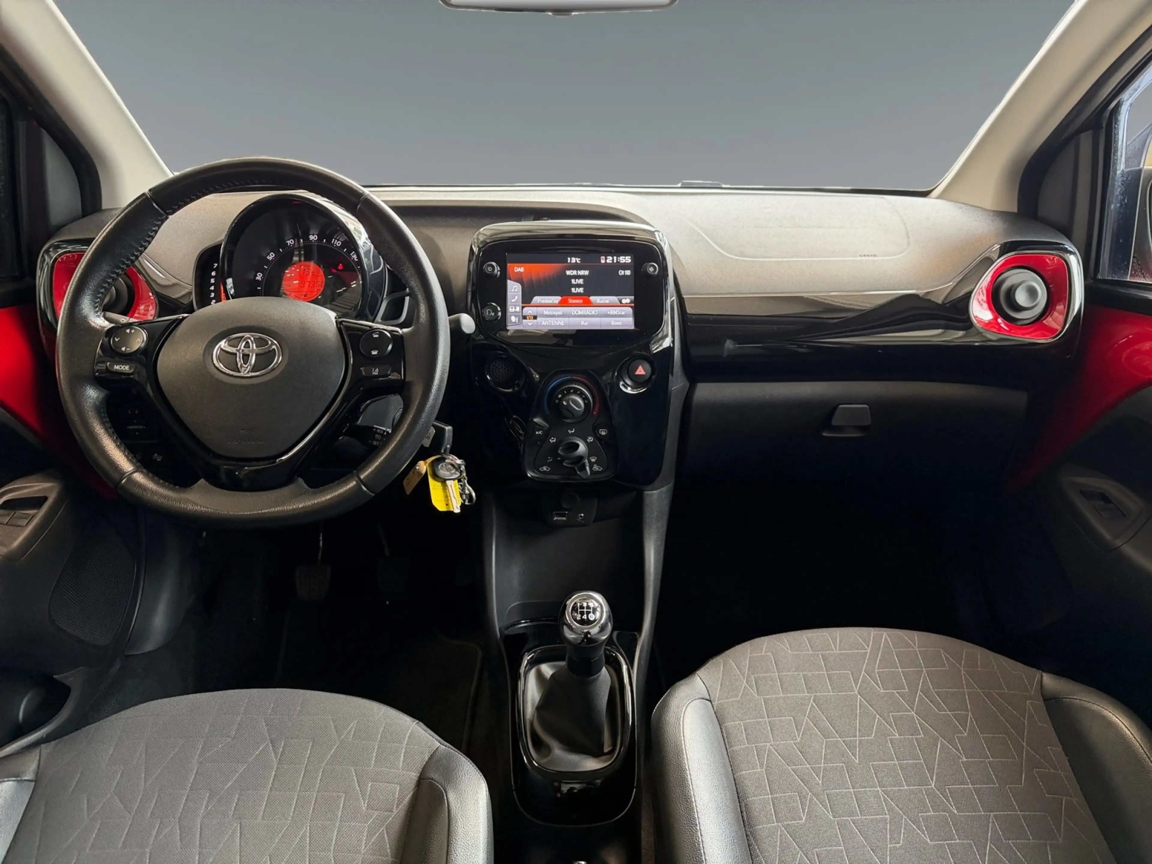 Toyota Aygo 1.0 Selection +Teilleder+Kamera+Alufelgen+ — photo 11