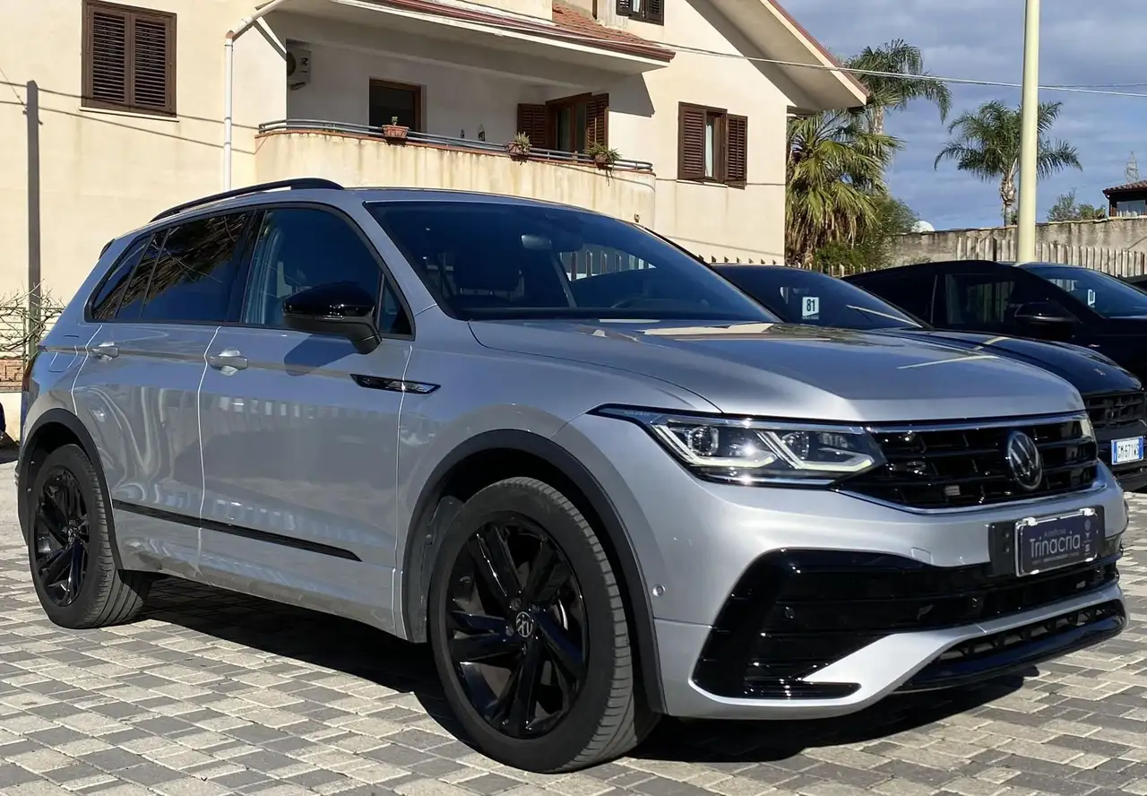 Volkswagen Tiguan R-Line 2.0 TDI 150CV DSG 4