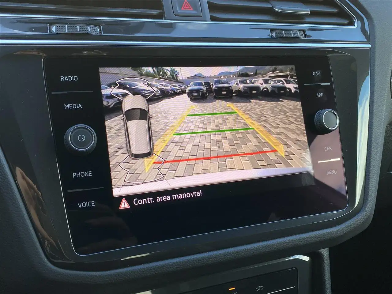 Volkswagen Tiguan R-Line 2.0 TDI 150CV DSG 13