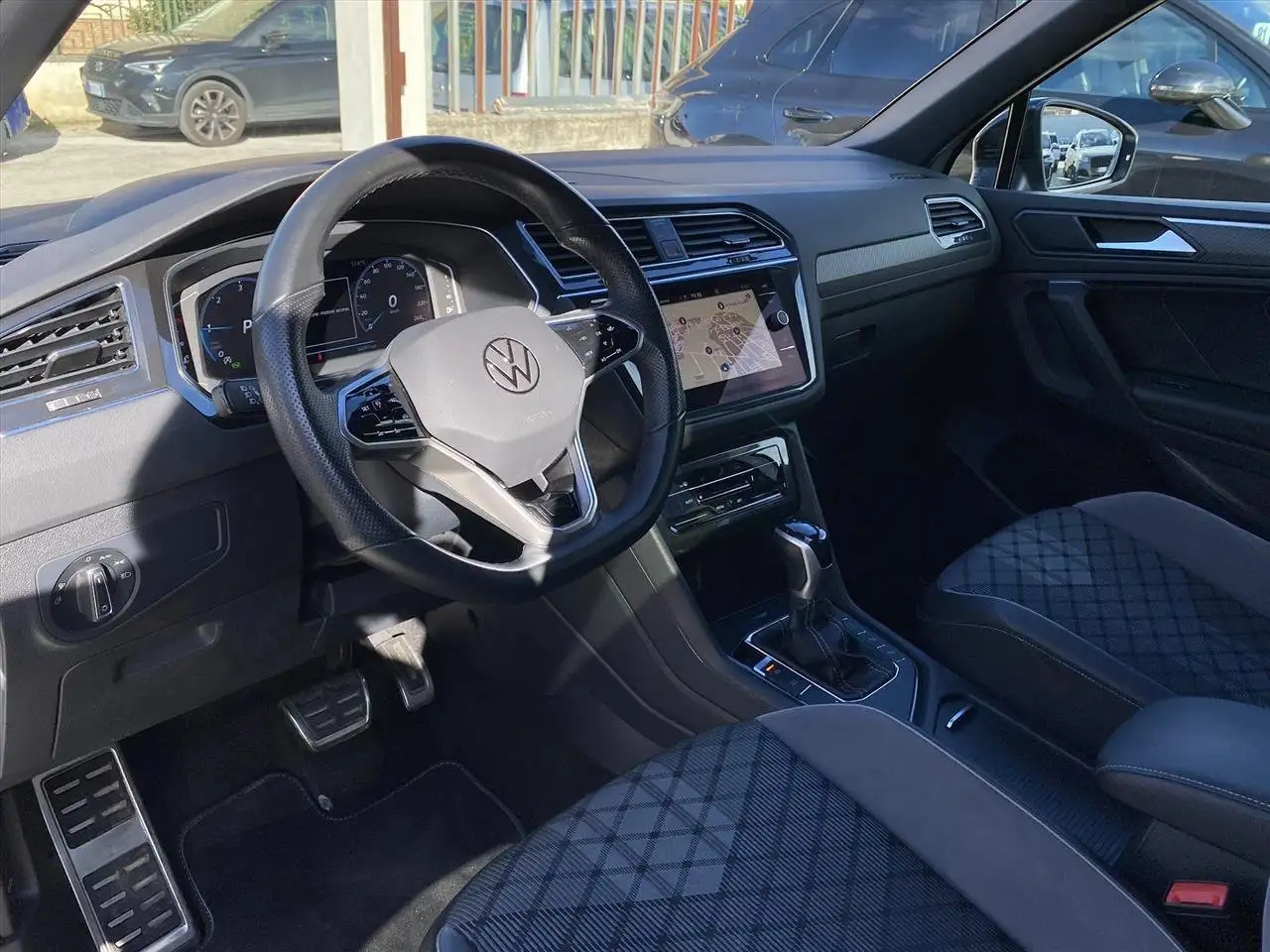 Volkswagen Tiguan R-Line 2.0 TDI 150CV DSG 9