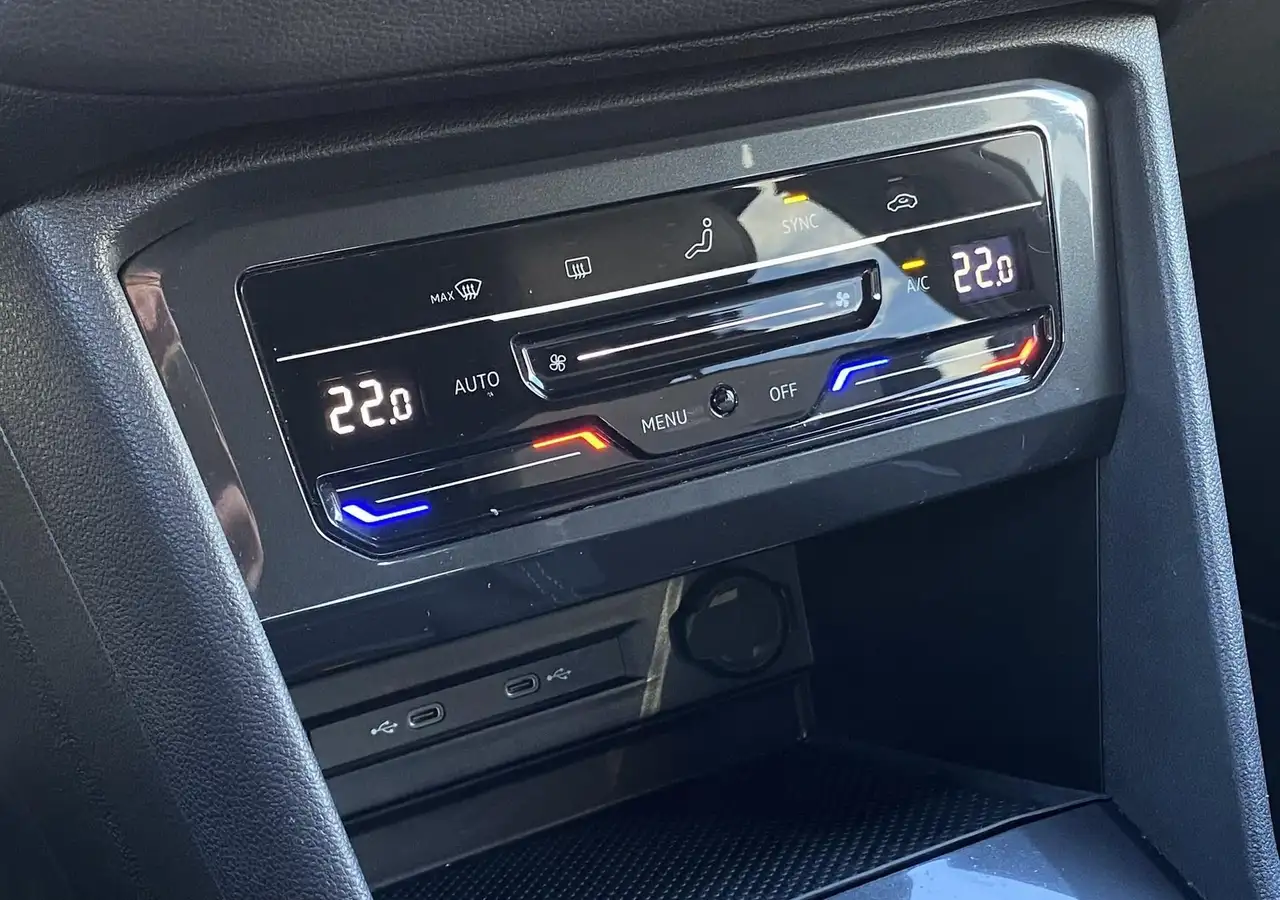 Volkswagen Tiguan R-Line 2.0 TDI 150CV DSG 14