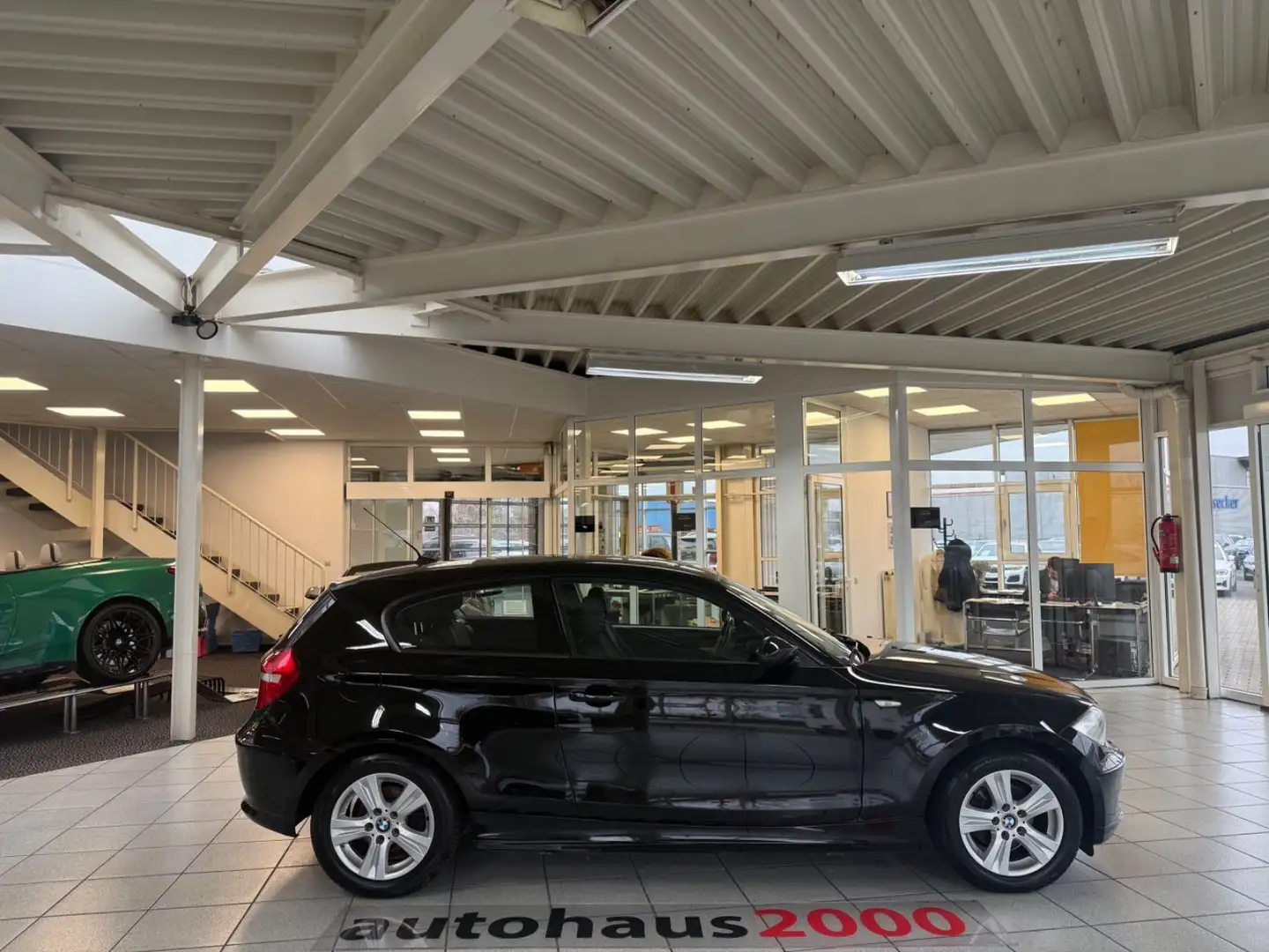 BMW 116 i  KLIMA/PDC/TEMPO./KLIMA - 2