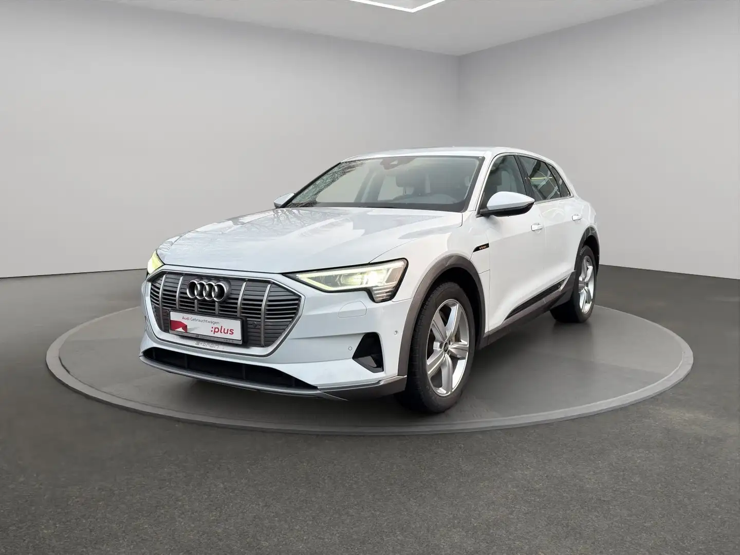 Audi e-tron 55 quattro advanced STANDKLIMA+AHK+NAVI+A Weiß - 2