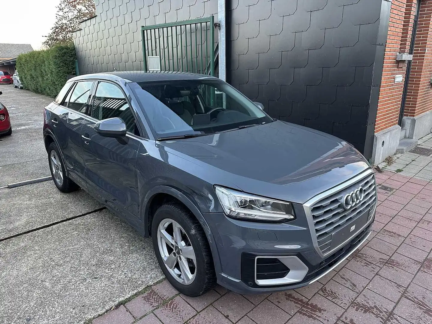 Audi Q2 1.0 TFSI 107DKM EXPORT OF HANDELAARS Gris - 2