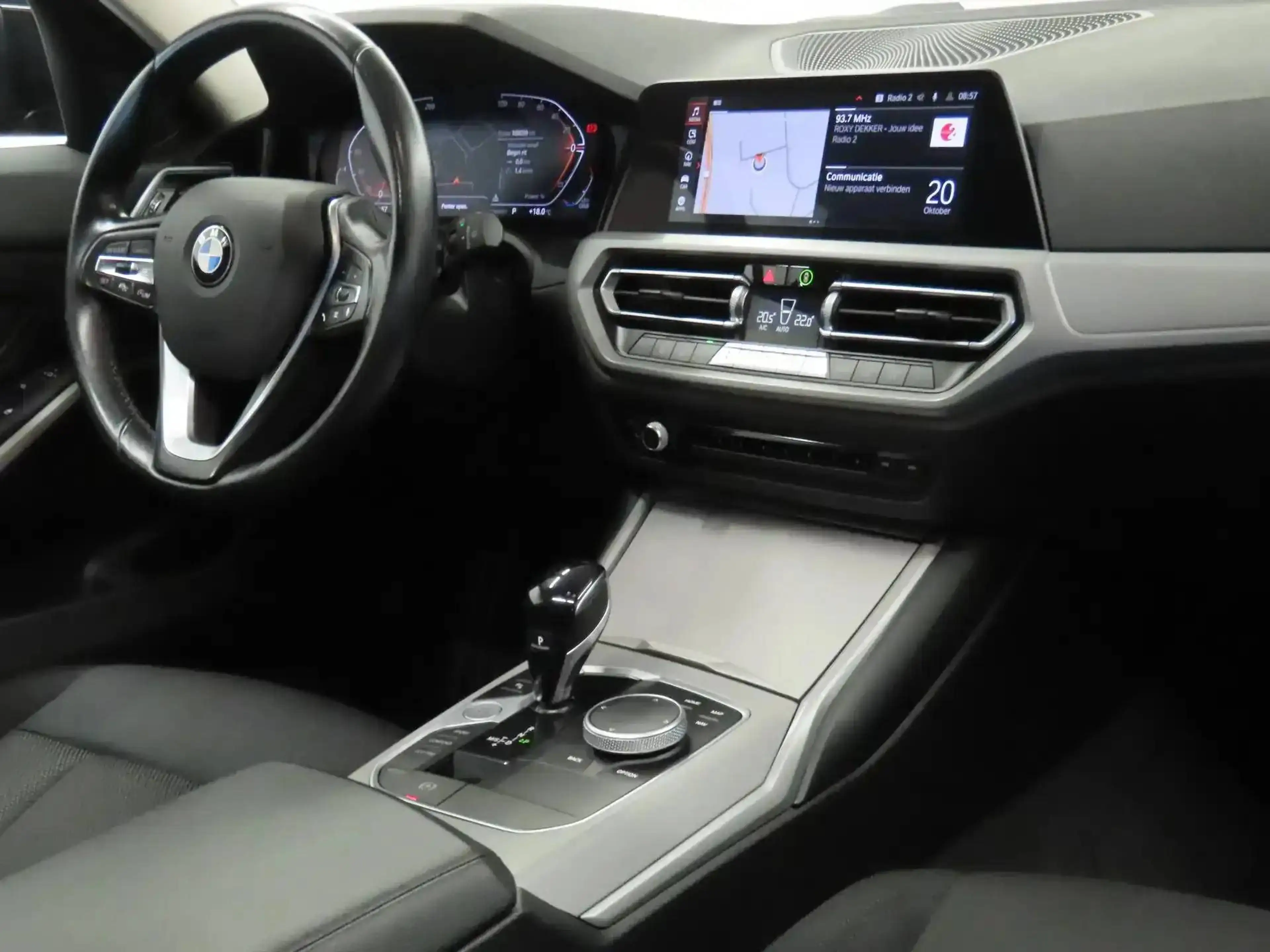 BMW 316 dA Touring G21 TOIT PANO-LED-NAVI-DIGITAL-PARKING — photo 8