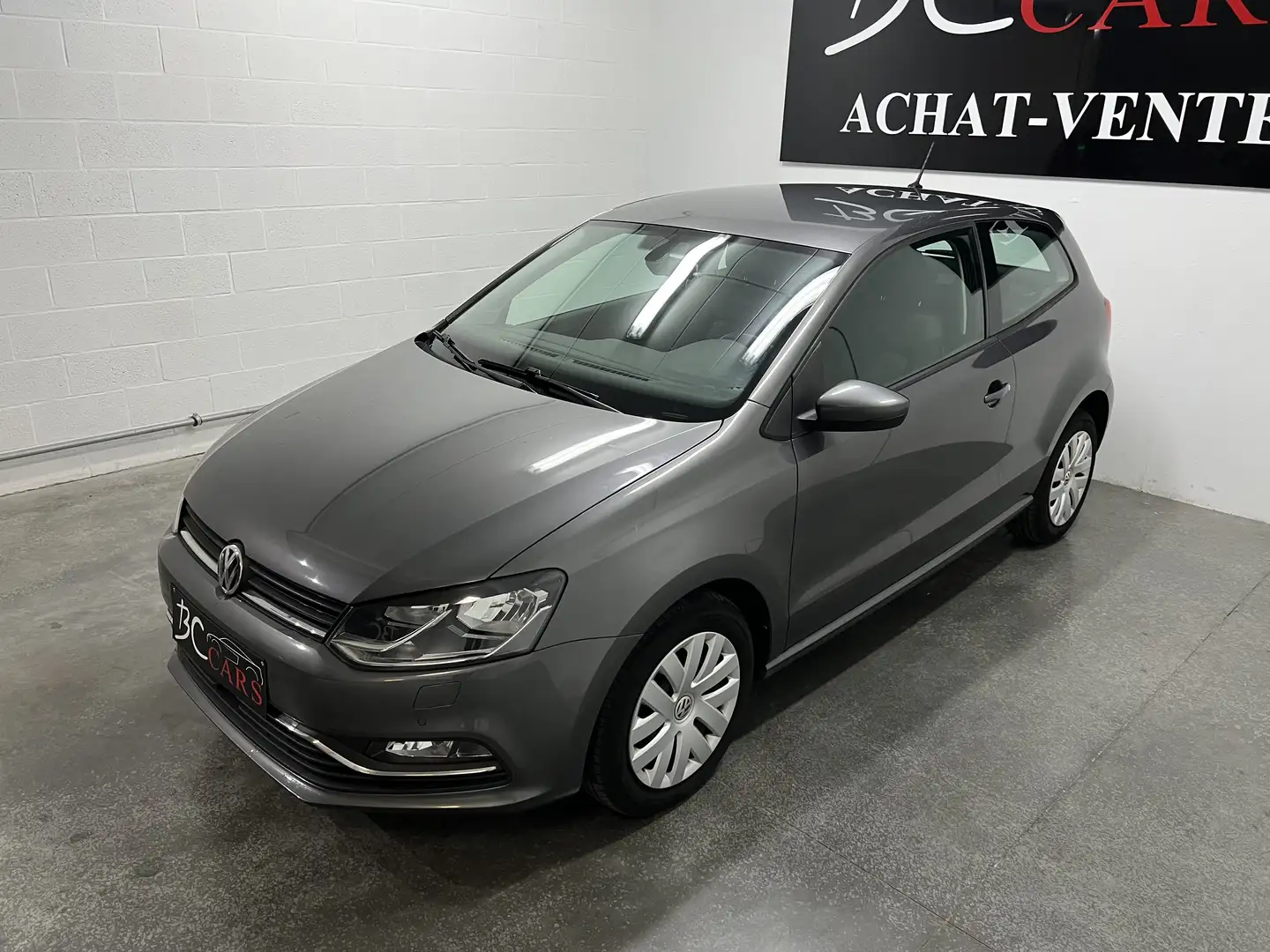Volkswagen Polo 1.0i *GARANTIE*CLIM AUTO*TEL*FACELIFT*1ER MAIN* - 2
