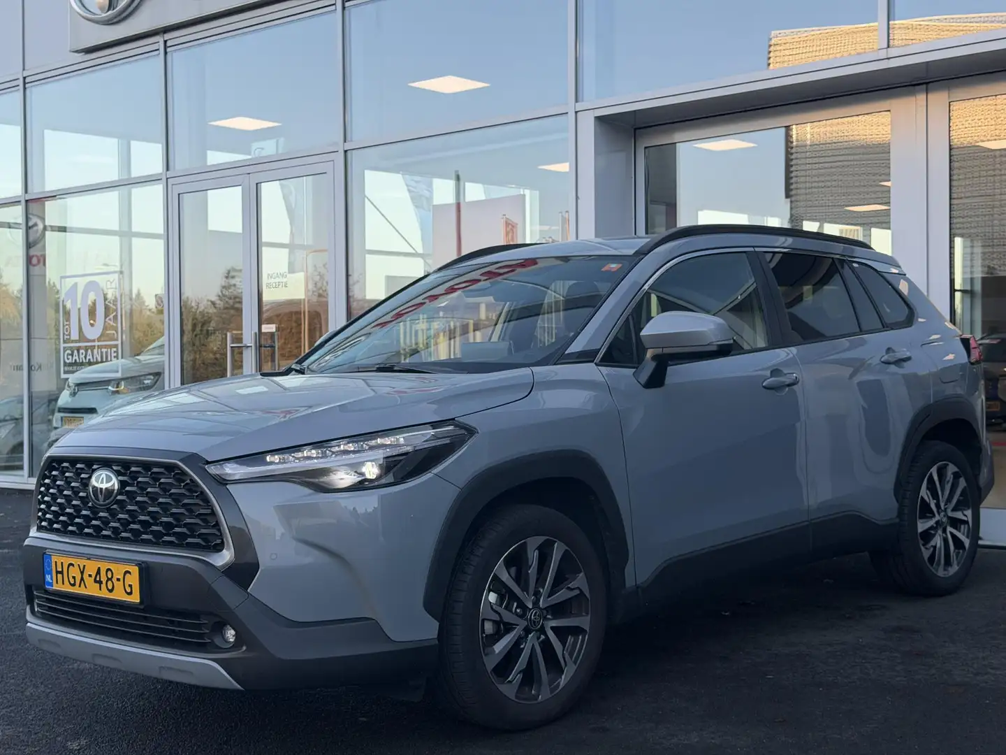 Toyota Corolla Cross Hybrid 140 Style Dodehoekdetectie | Parkeersensore Gris - 2