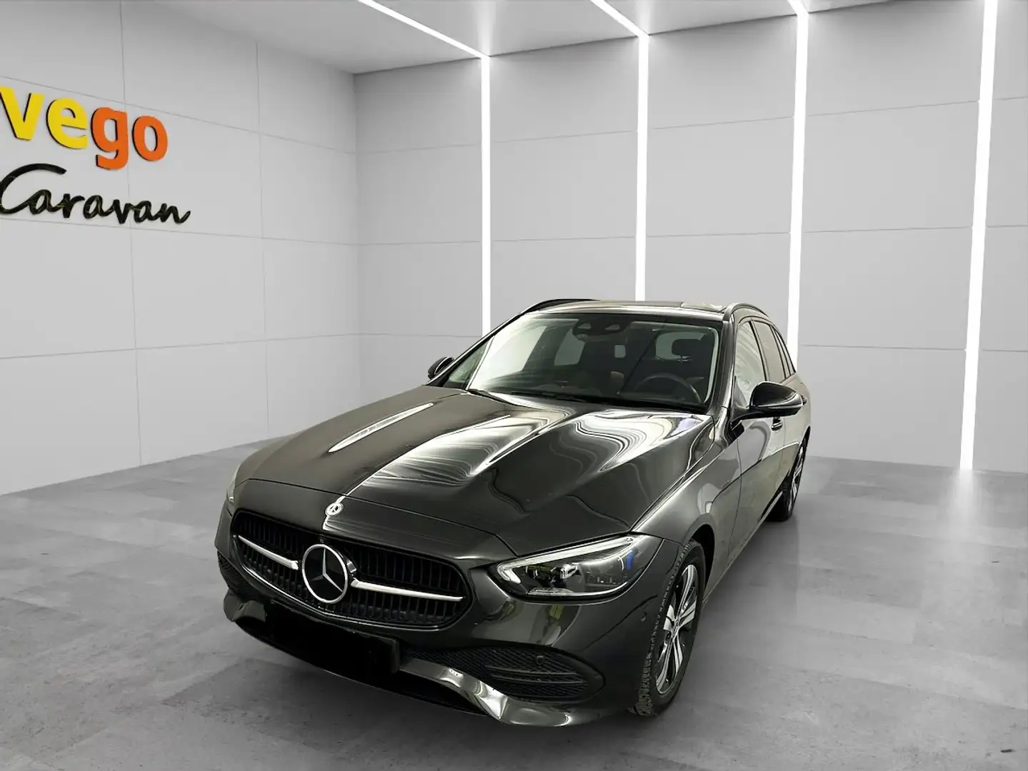 Mercedes-Benz C 300 e T PHEV Avantgarde Aut. **ACC*PANORAMA*360*AHK** Gris - 1