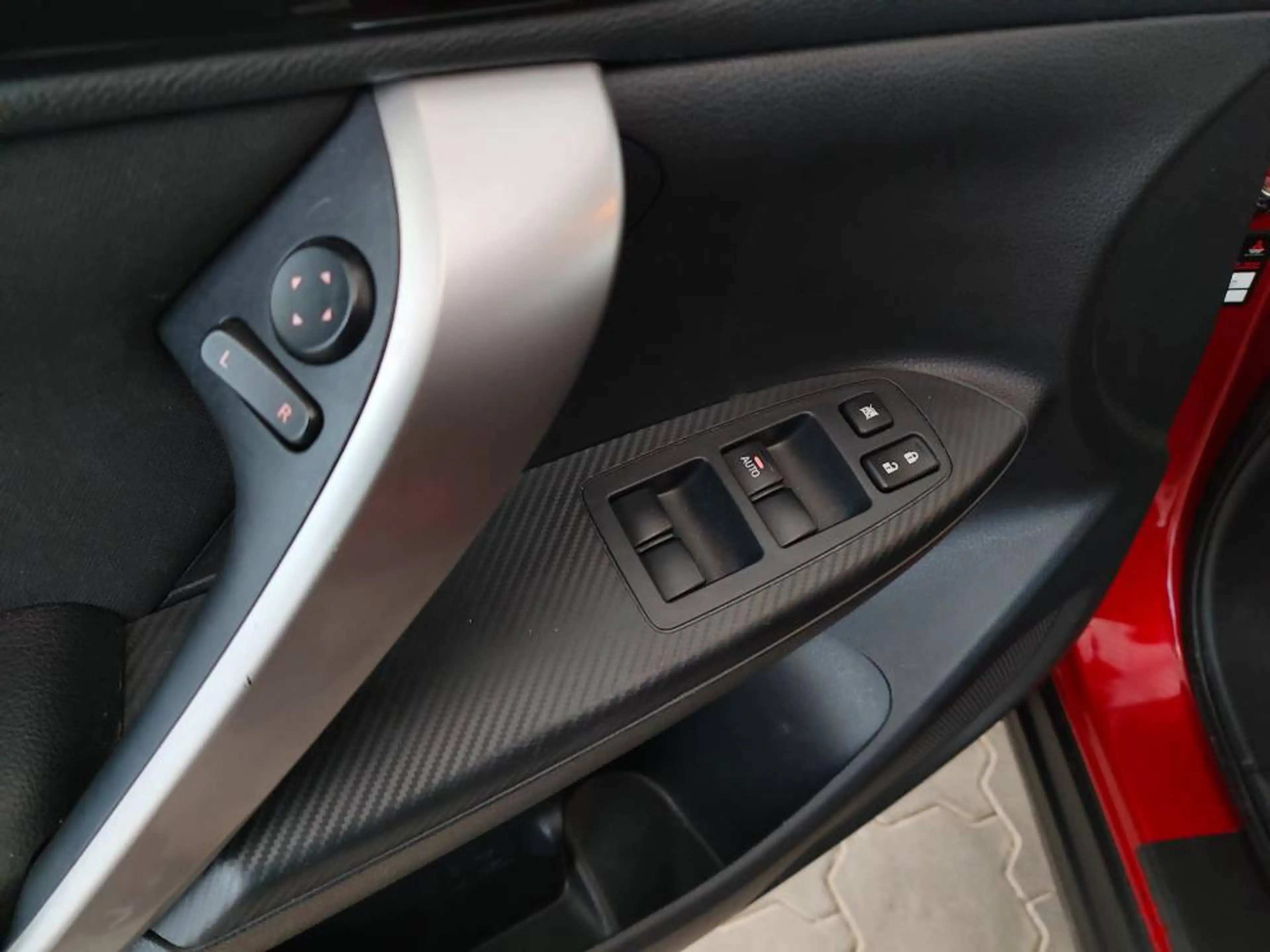 Mitsubishi Eclipse Cr. 2WD Diamant, CVT, Sitz/Scheiben Heitzung, Rück — photo 14