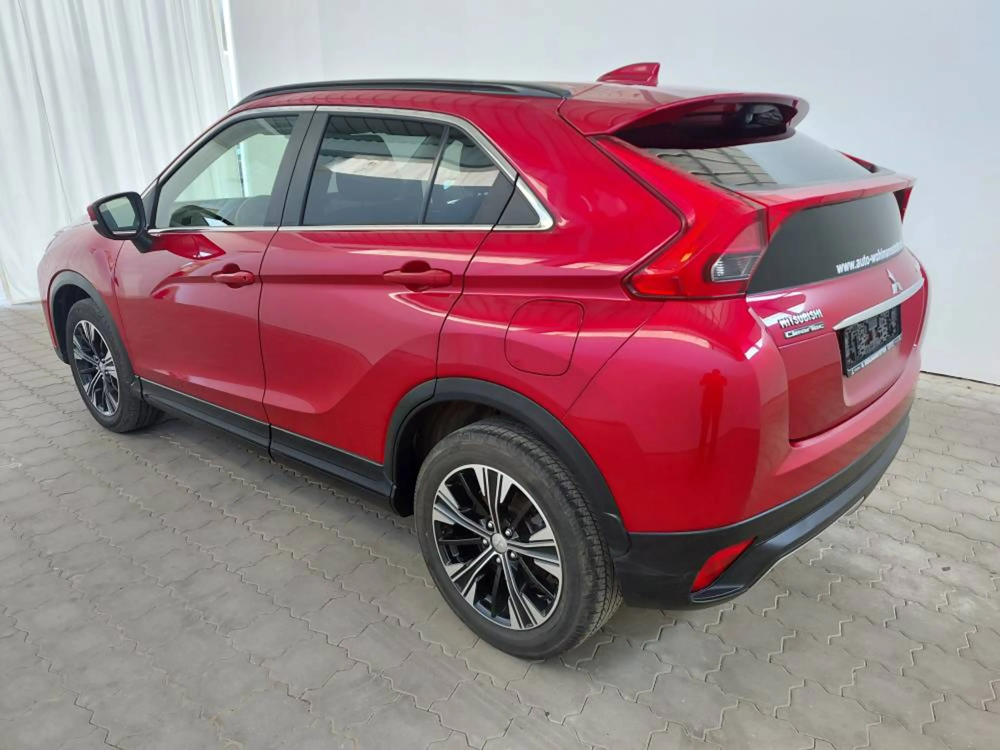 Mitsubishi Eclipse Cr. 2WD Diamant, CVT, Sitz/Scheiben Heitzung, Rück — photo 4