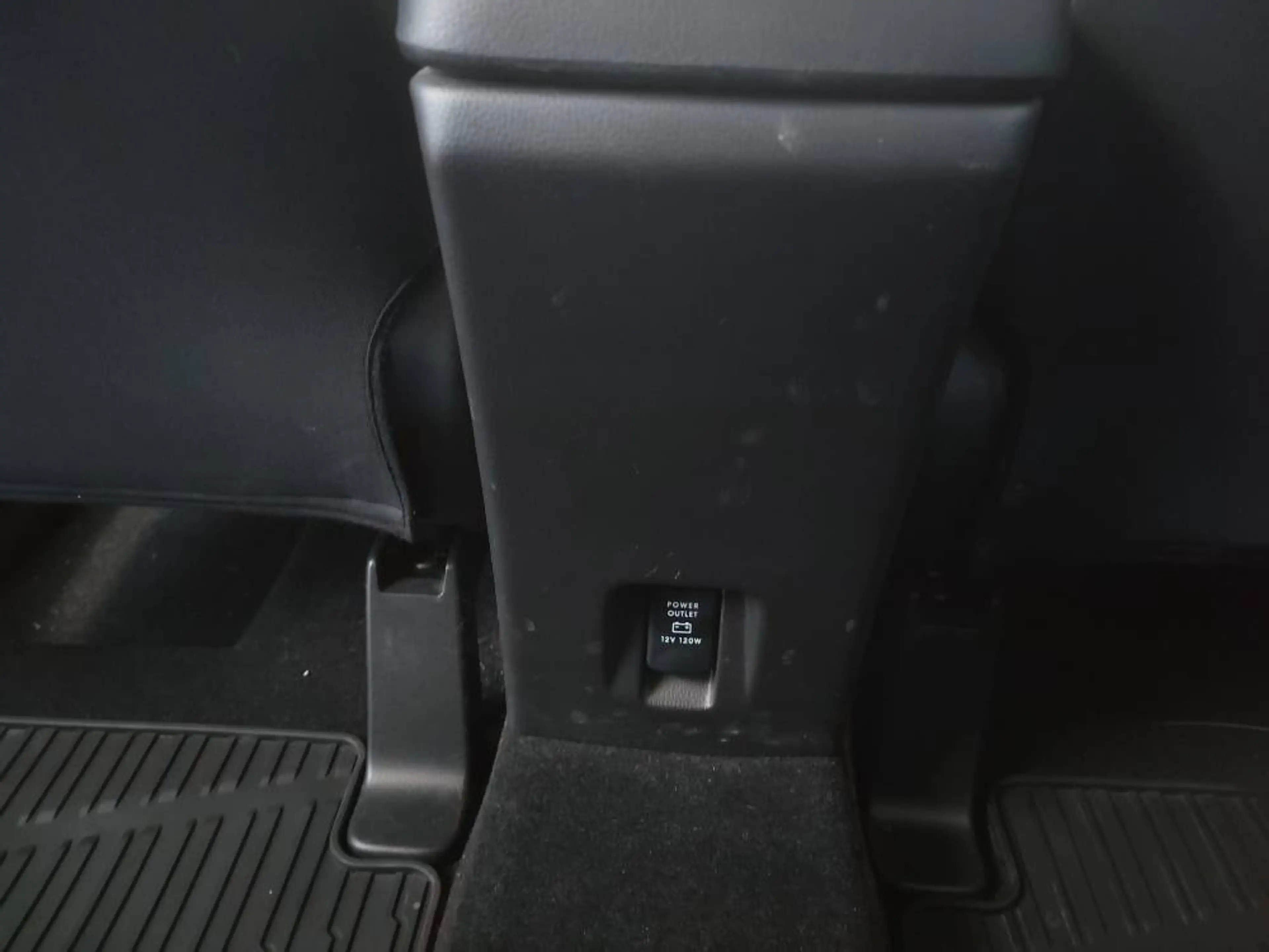 Mitsubishi Eclipse Cr. 2WD Diamant, CVT, Sitz/Scheiben Heitzung, Rück — photo 8