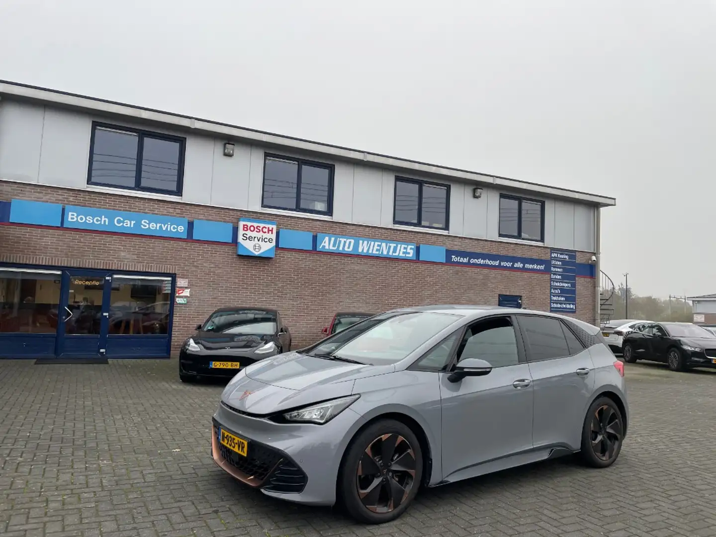 CUPRA Born Performance One 62kWh | SOH 95% | Navi Grijs - 2