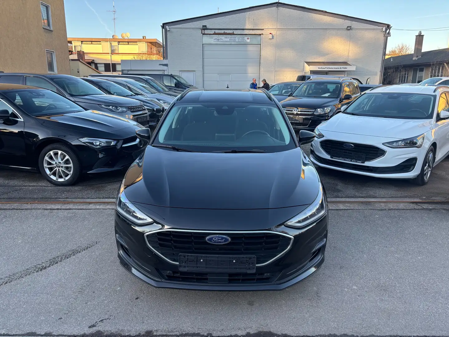 Ford Focus Cool Autom. LED Navi Sihzg PTS Schwarz - 2