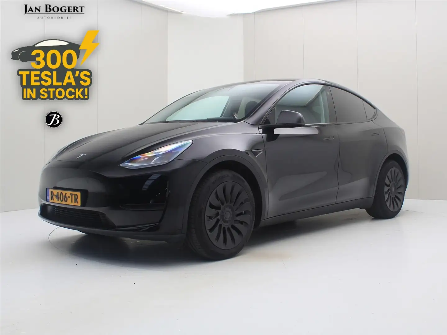 Tesla Model Y Standard RWD Plus 351pk [ TREKHAAK+LFP ACCU+AUTOPI Zwart - 1