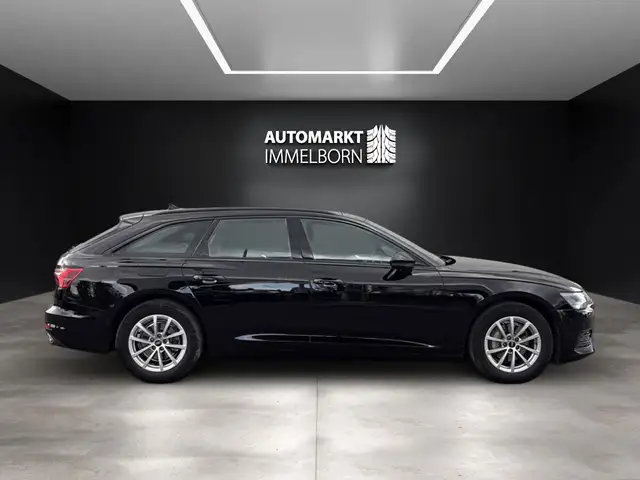 Audi A6 view 11