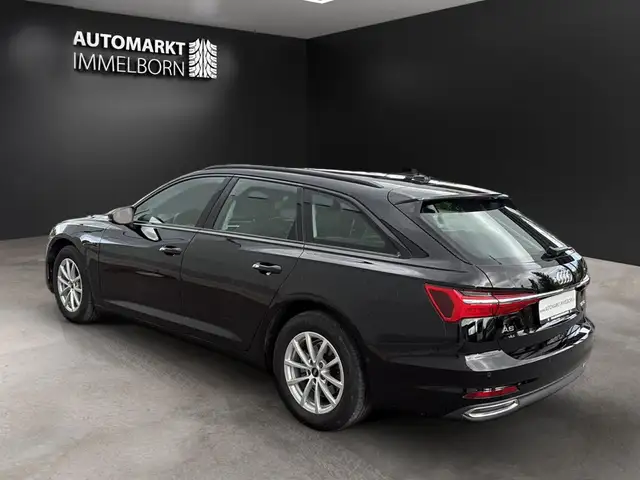 Audi A6 view 6