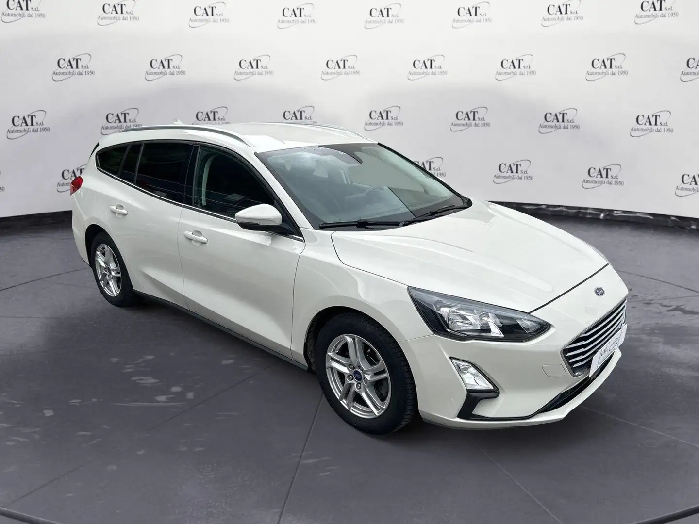Ford Focus 1.5 SW BUSINESS N1 autocarro Beige - 1