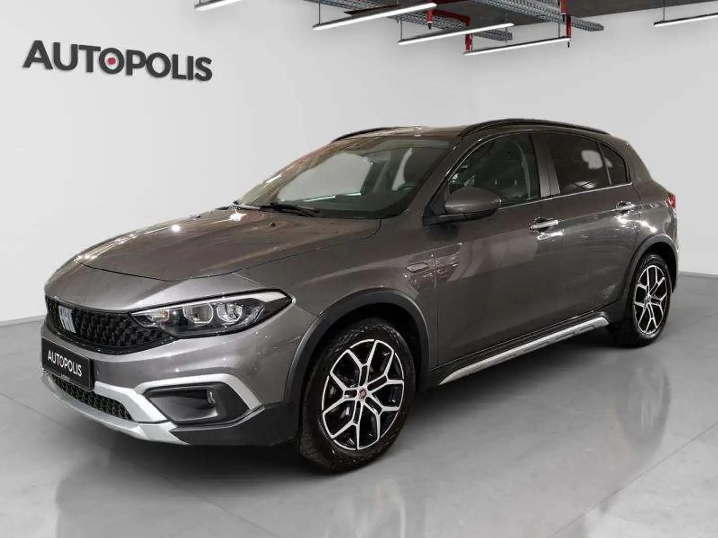 Fiat Tipo 1.5 HYBRID CROSS Gris - 1