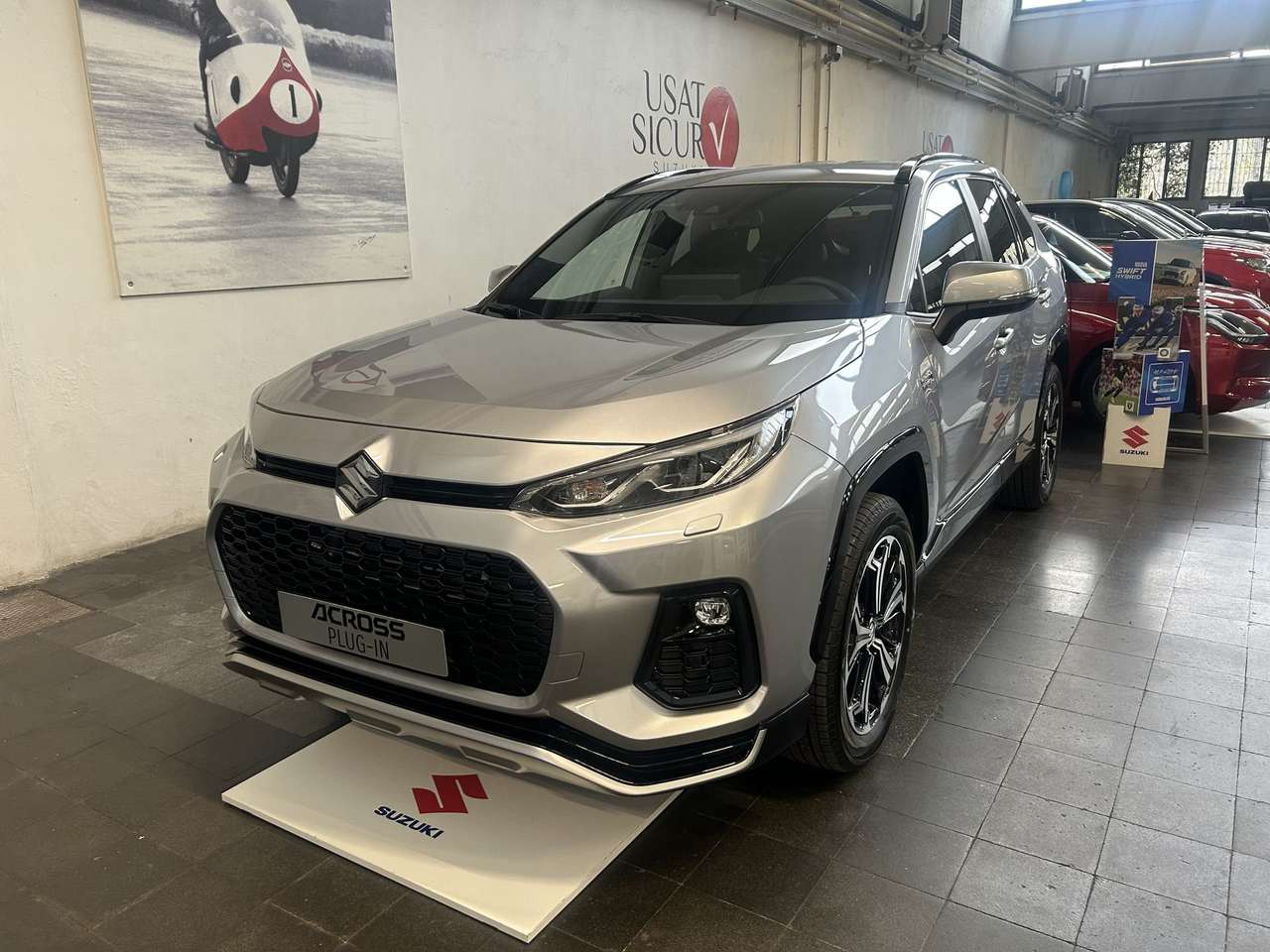 Suzuki Across 2.5 Plug-In Hybrid Top E-CVT 4WD auto