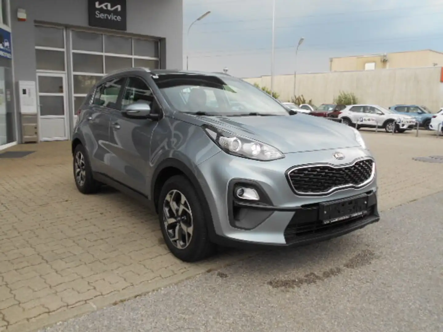Kia Sportage 1,6 CRDI SCR MHD Silber DCT Aut. Silber - 2