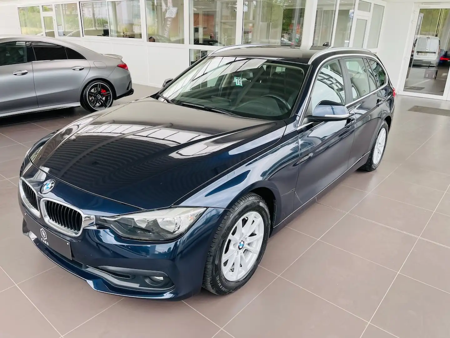 BMW 318 i *** GARANTIE + GPS PRO + CUIR *** Blauw - 2