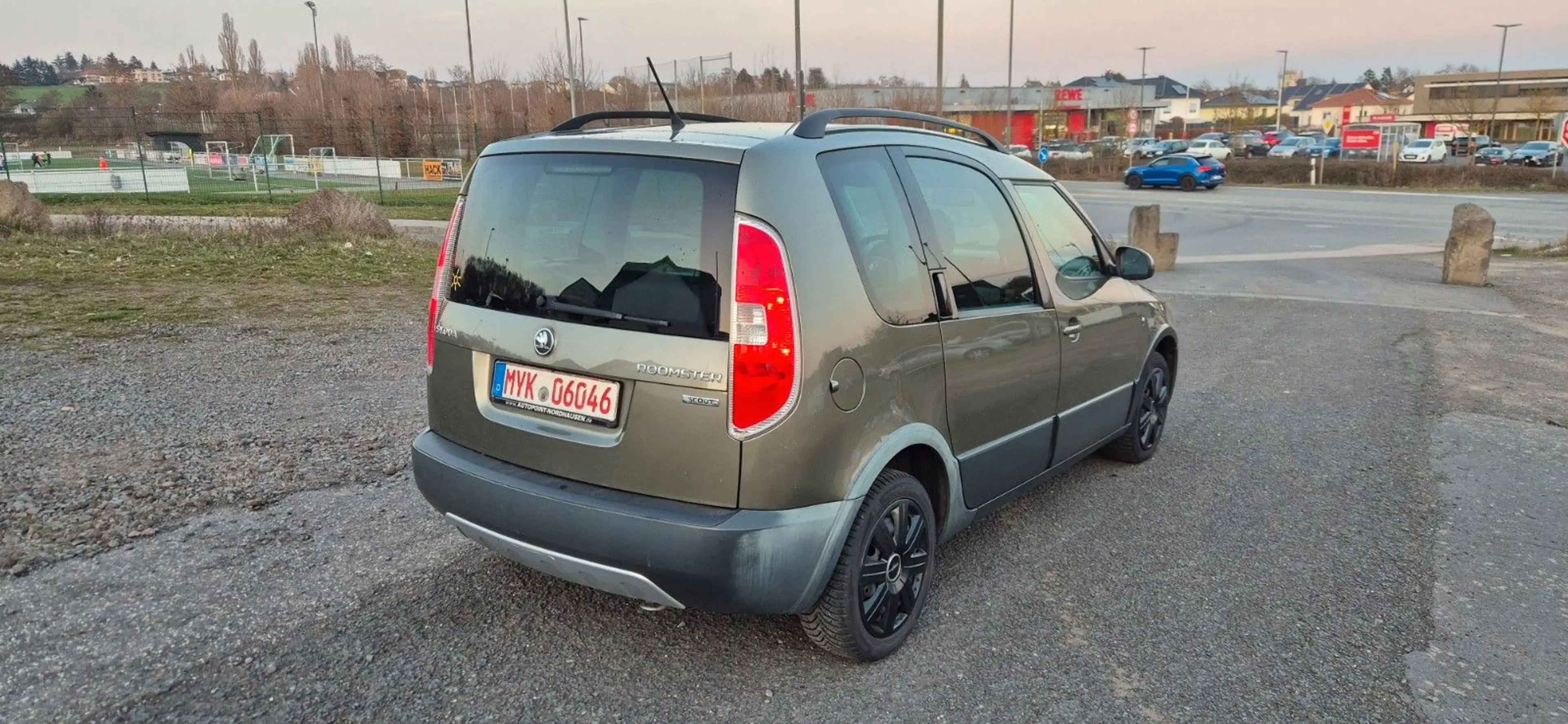 Skoda Roomster 1.6l TDI 66kW Scout Plus Edition — photo 7